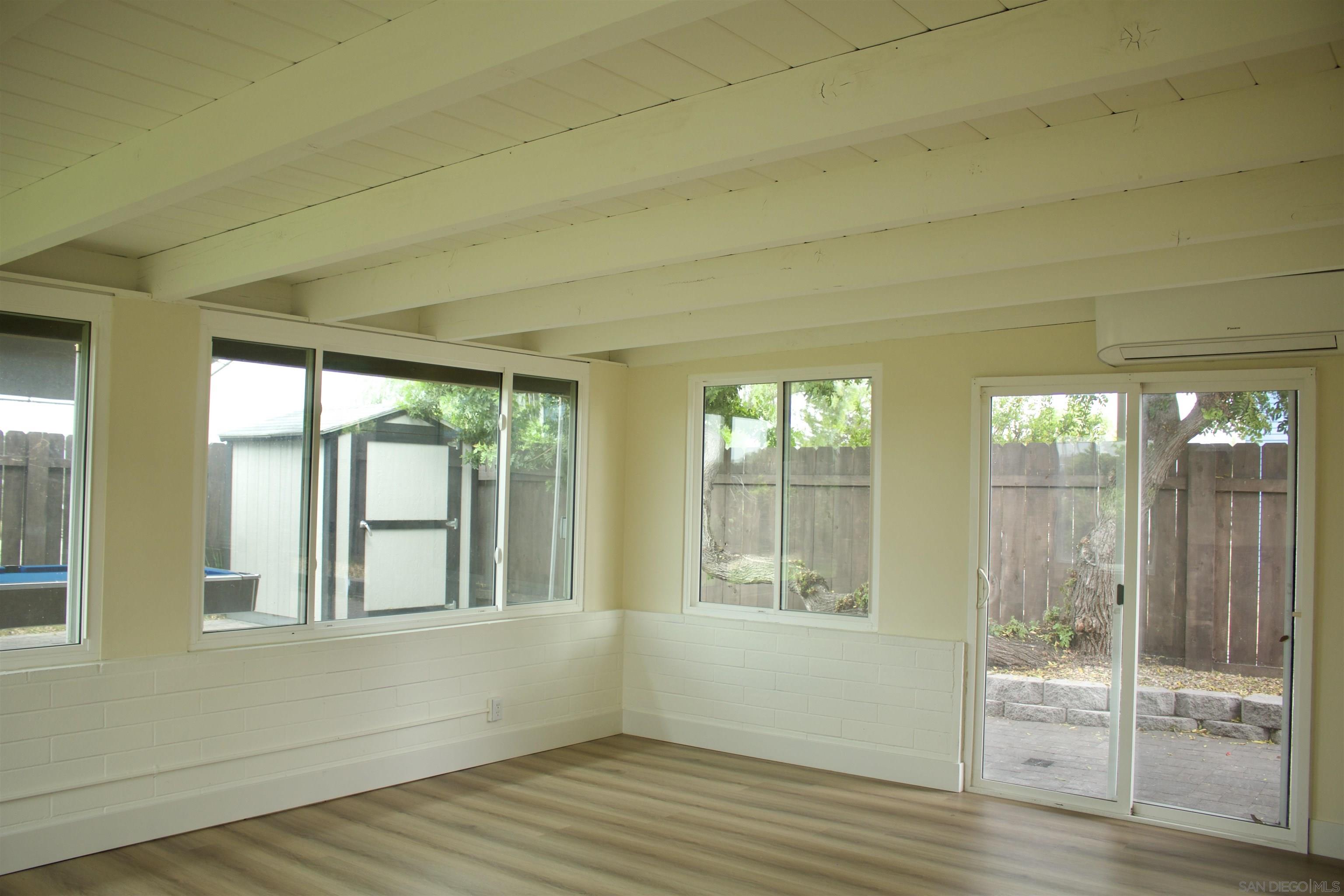 Detail Gallery Image 11 of 35 For 4956  Ocean View Blvd, San Diego,  CA 92113 - 3 Beds | 2 Baths