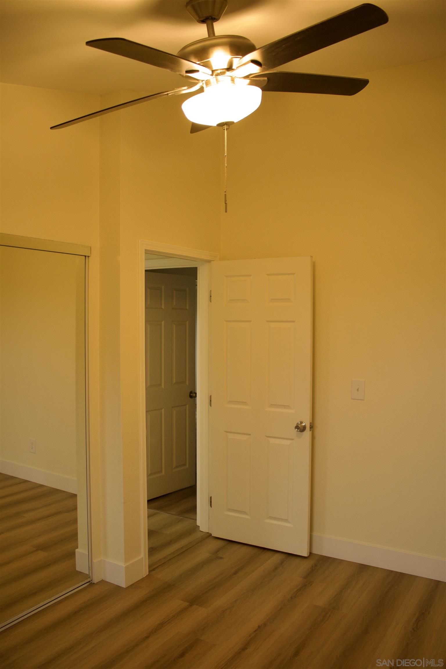 Detail Gallery Image 16 of 35 For 4956  Ocean View Blvd, San Diego,  CA 92113 - 3 Beds | 2 Baths