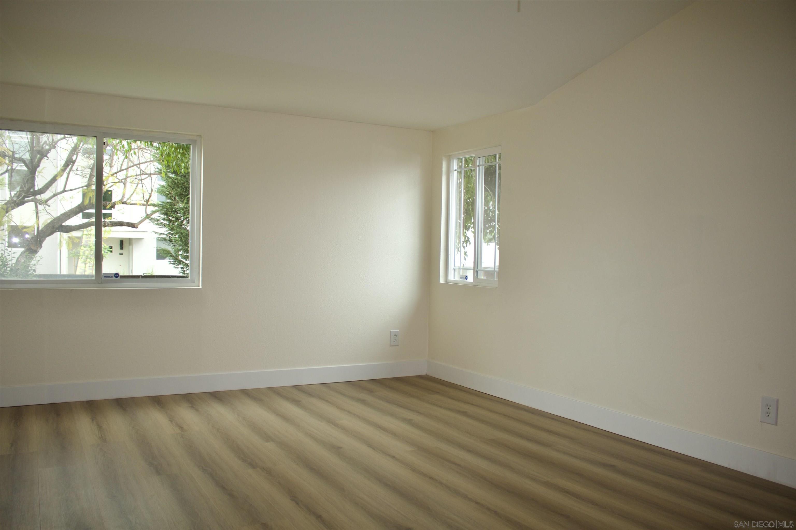 Detail Gallery Image 19 of 35 For 4956  Ocean View Blvd, San Diego,  CA 92113 - 3 Beds | 2 Baths