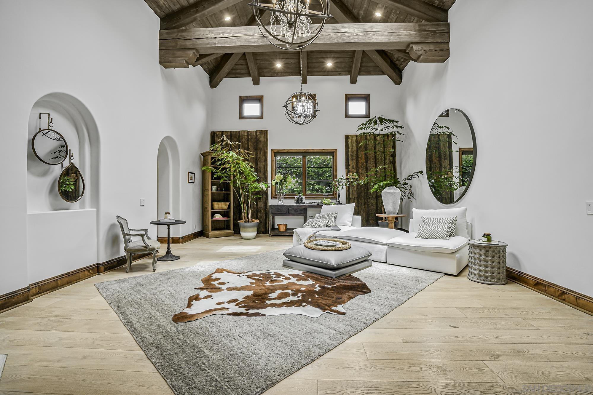 Detail Gallery Image 2 of 74 For 15823  the River Trail, Rancho Santa Fe,  CA 92067 - 5 Beds | 4 Baths