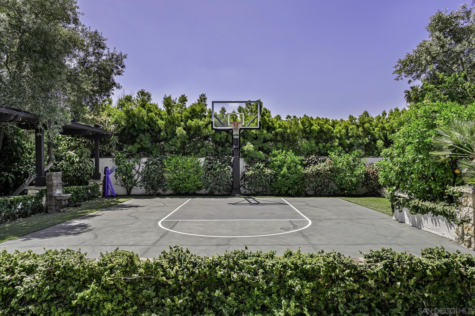 Detail Gallery Image 65 of 74 For 15823  the River Trail, Rancho Santa Fe,  CA 92067 - 5 Beds | 4 Baths