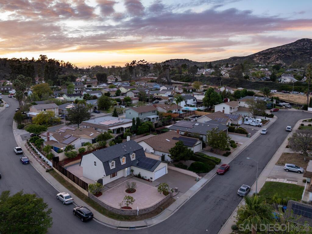 Detail Gallery Image 52 of 65 For 14302  Sandown Court, Poway,  CA 92064 - 5 Beds | 3 Baths
