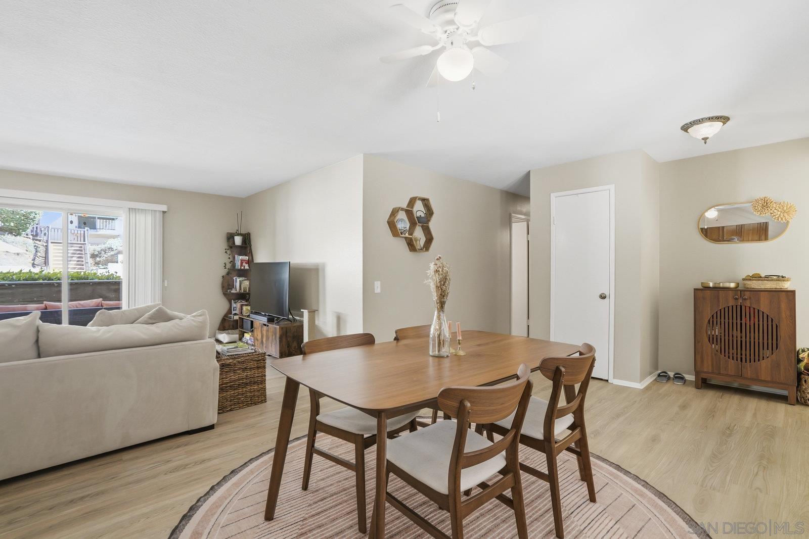 Detail Gallery Image 15 of 26 For 2514  Clairemont  #111,  San Diego,  CA 92117 - 2 Beds | 2 Baths