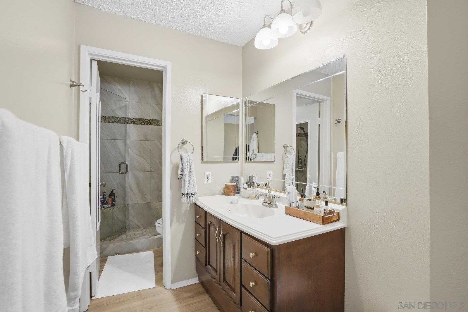 Detail Gallery Image 8 of 26 For 2514  Clairemont  #111,  San Diego,  CA 92117 - 2 Beds | 2 Baths