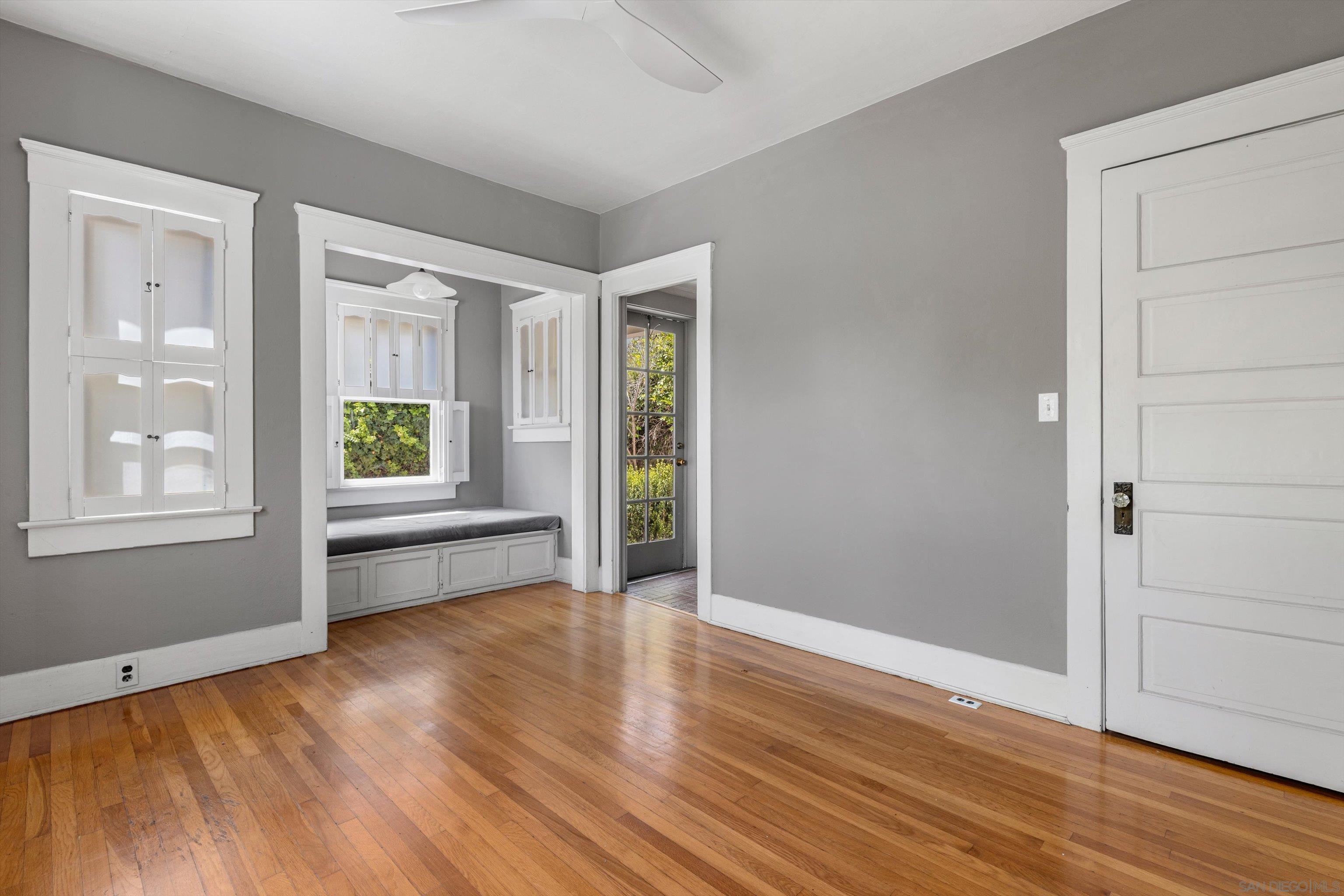 Detail Gallery Image 17 of 57 For 557  a Ave., Coronado,  CA 92118 - 3 Beds | 2/1 Baths