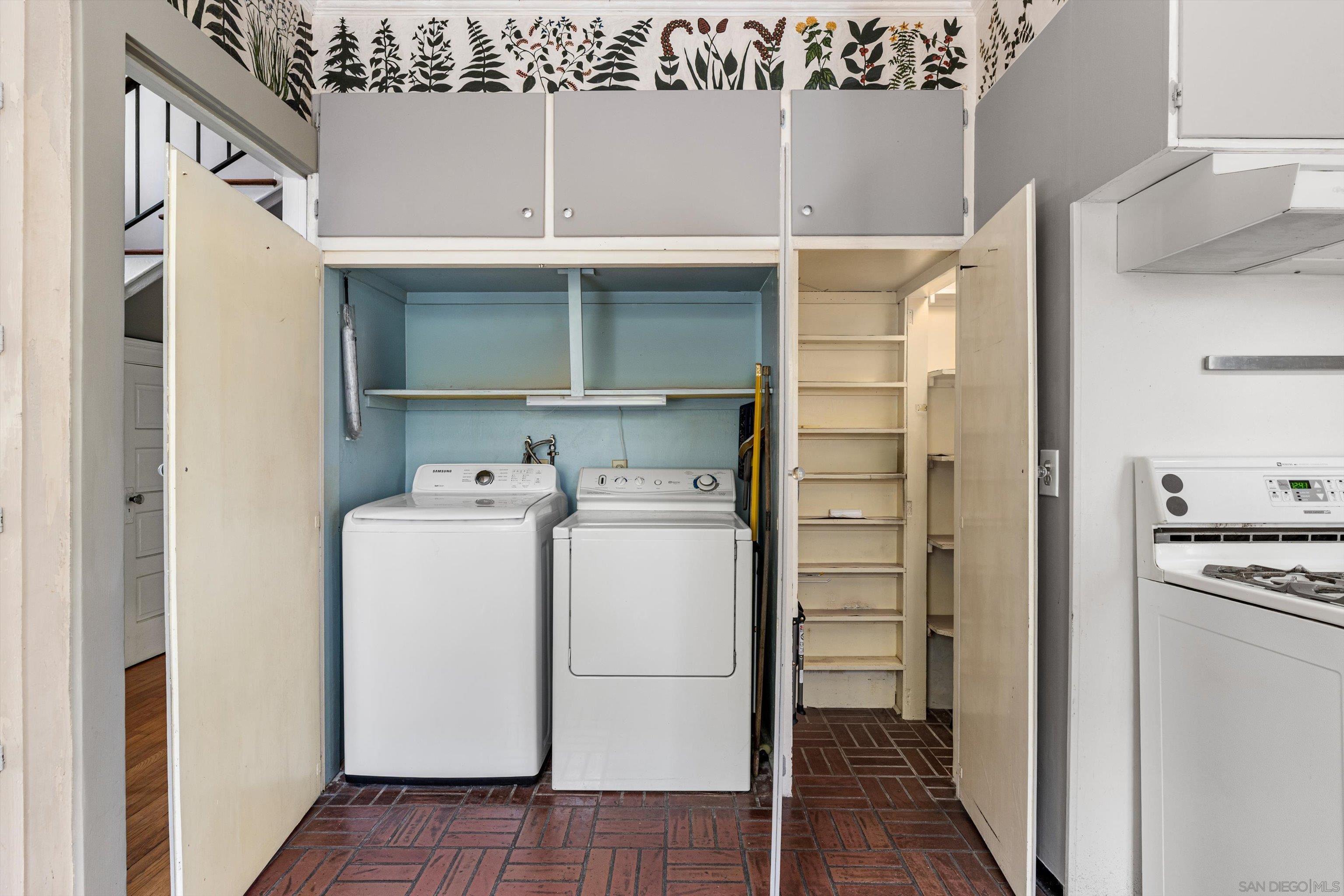 Detail Gallery Image 21 of 57 For 557  a Ave., Coronado,  CA 92118 - 3 Beds | 2/1 Baths