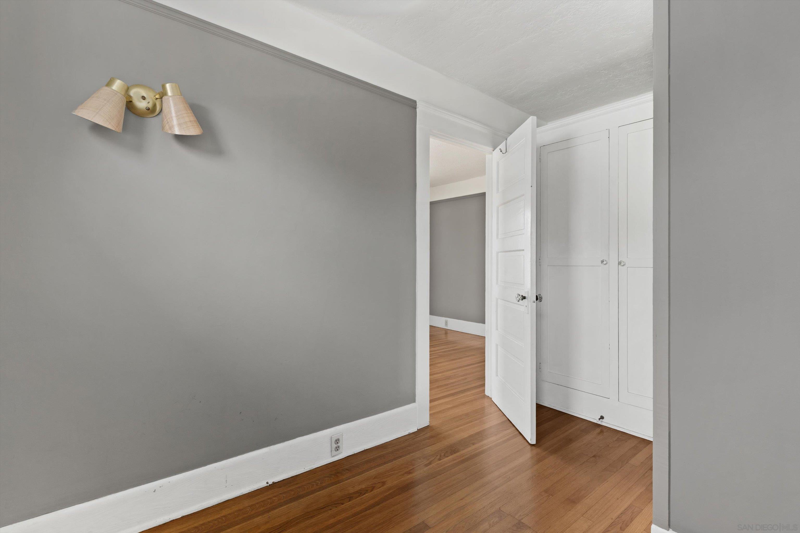 Detail Gallery Image 38 of 57 For 557  a Ave., Coronado,  CA 92118 - 3 Beds | 2/1 Baths