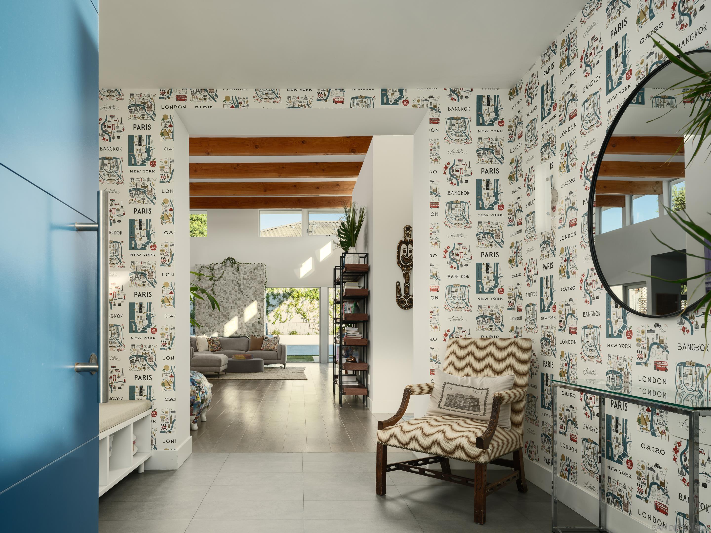 Detail Gallery Image 13 of 39 For 8835  Robin Hood Ln, La Jolla,  CA 92037 - 4 Beds | 4/1 Baths