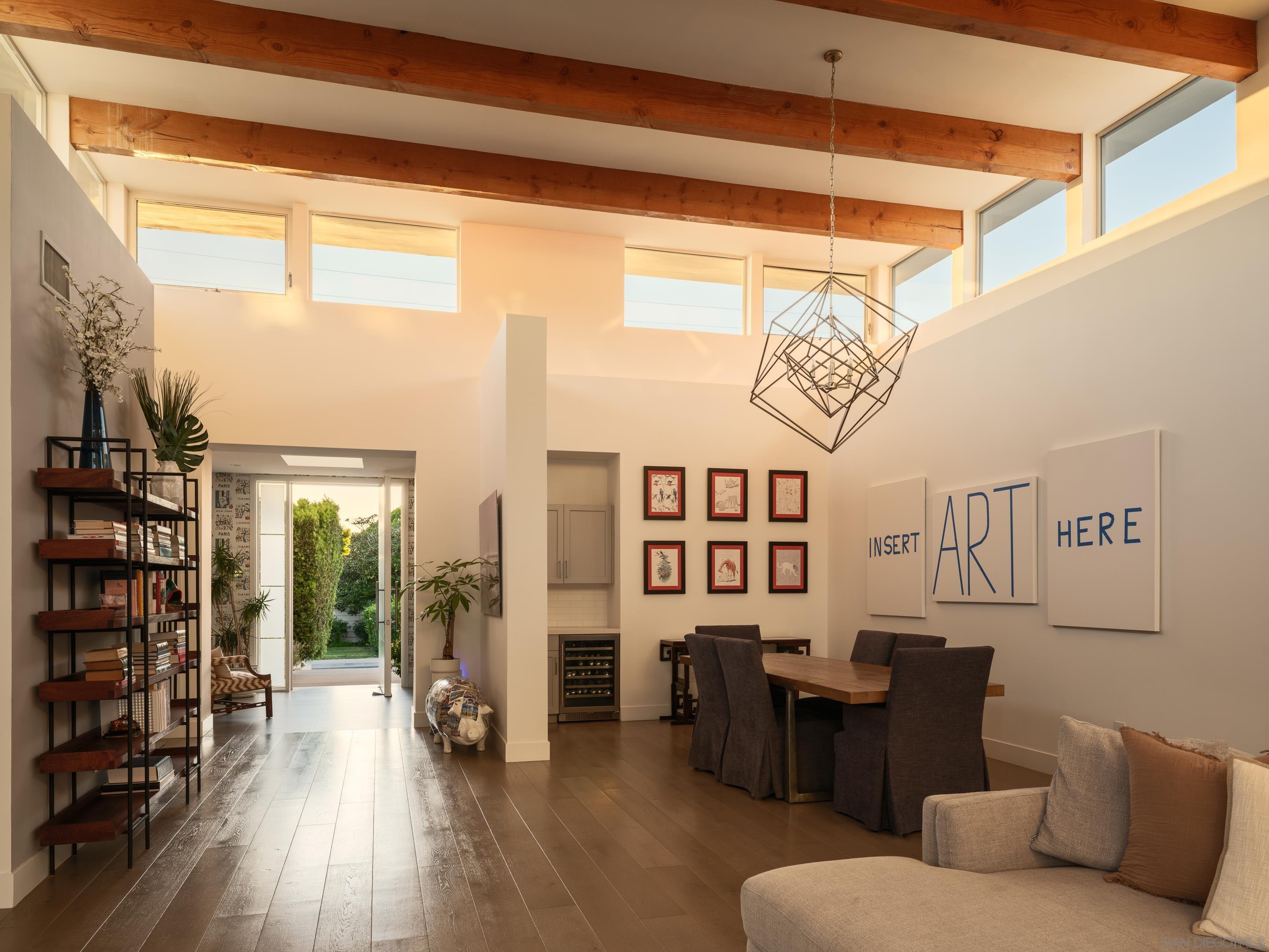 Detail Gallery Image 20 of 39 For 8835  Robin Hood Ln, La Jolla,  CA 92037 - 4 Beds | 4/1 Baths