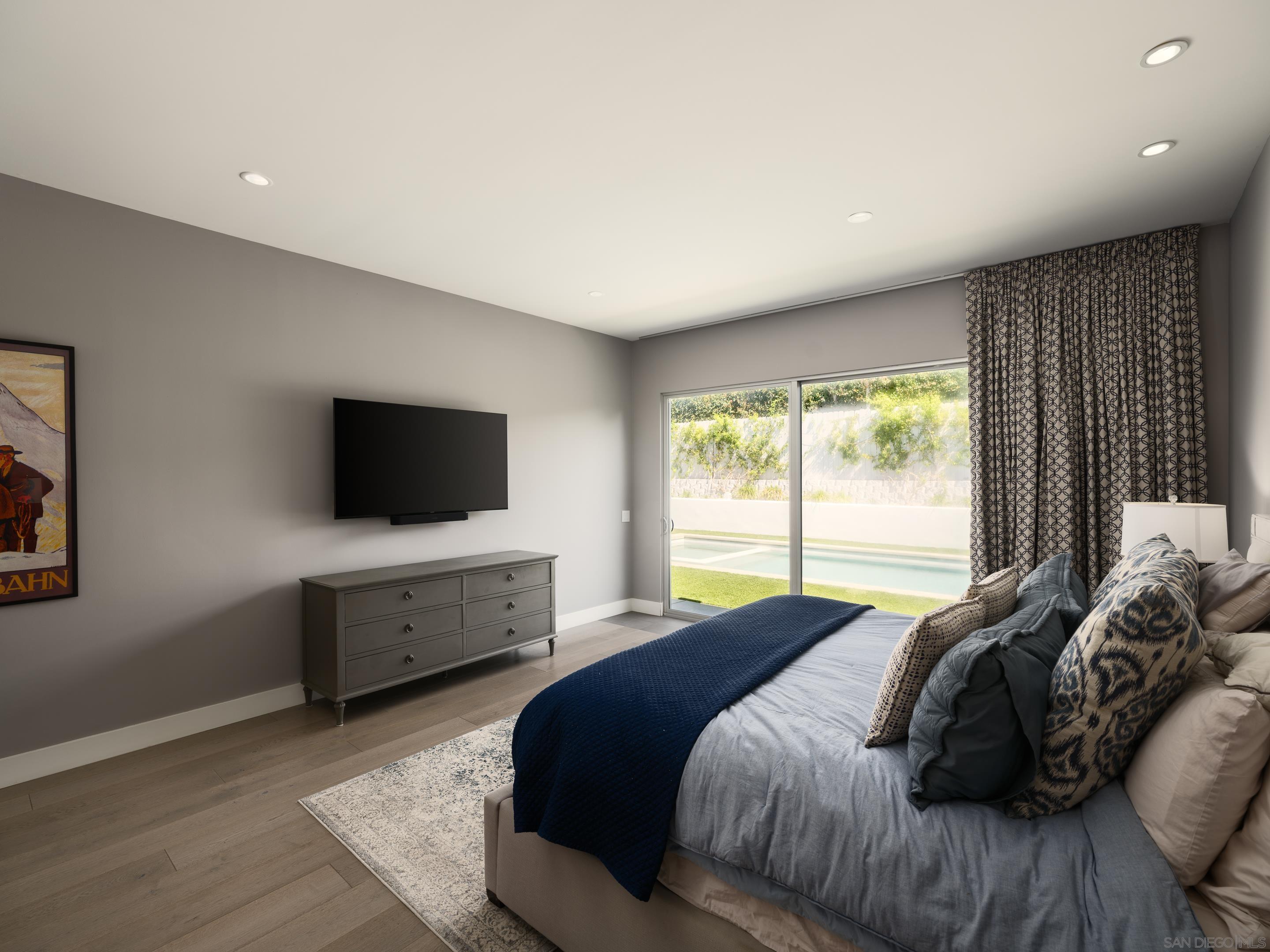 Detail Gallery Image 27 of 39 For 8835  Robin Hood Ln, La Jolla,  CA 92037 - 4 Beds | 4/1 Baths