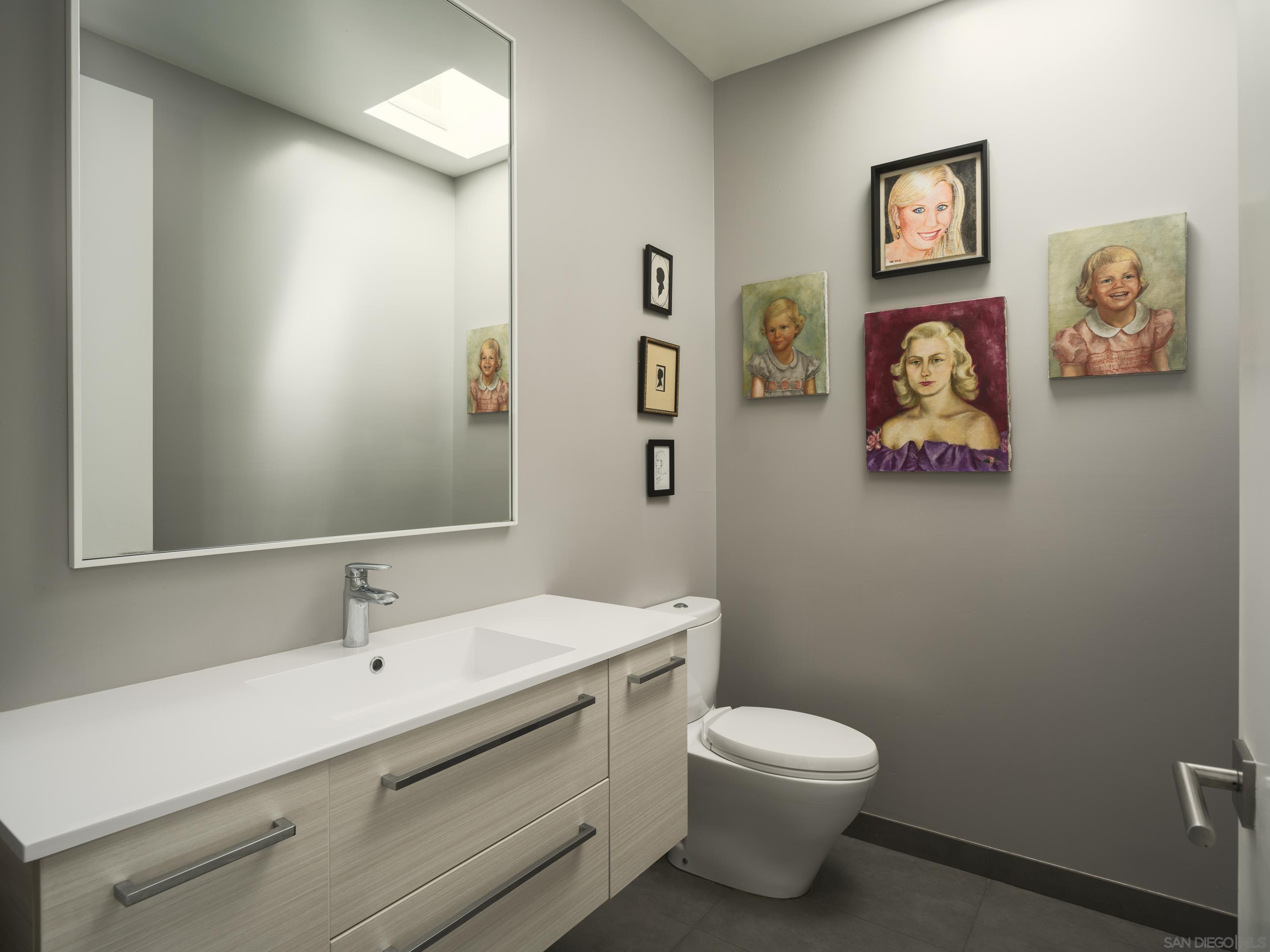 Detail Gallery Image 33 of 39 For 8835  Robin Hood Ln, La Jolla,  CA 92037 - 4 Beds | 4/1 Baths