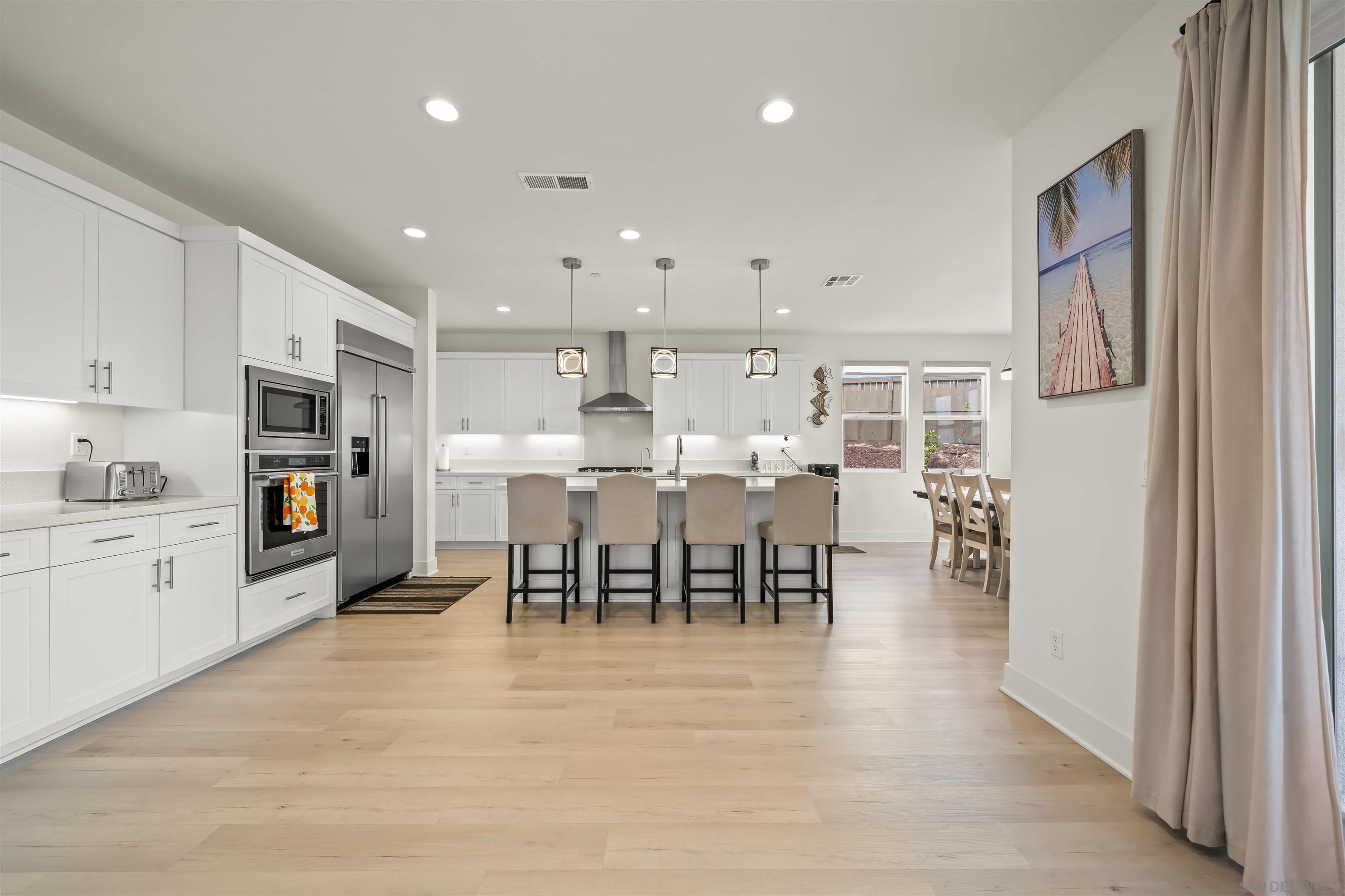 Detail Gallery Image 11 of 58 For 2183  Paseo Levanten, Chula Vista,  CA 91913 - 4 Beds | 3/1 Baths