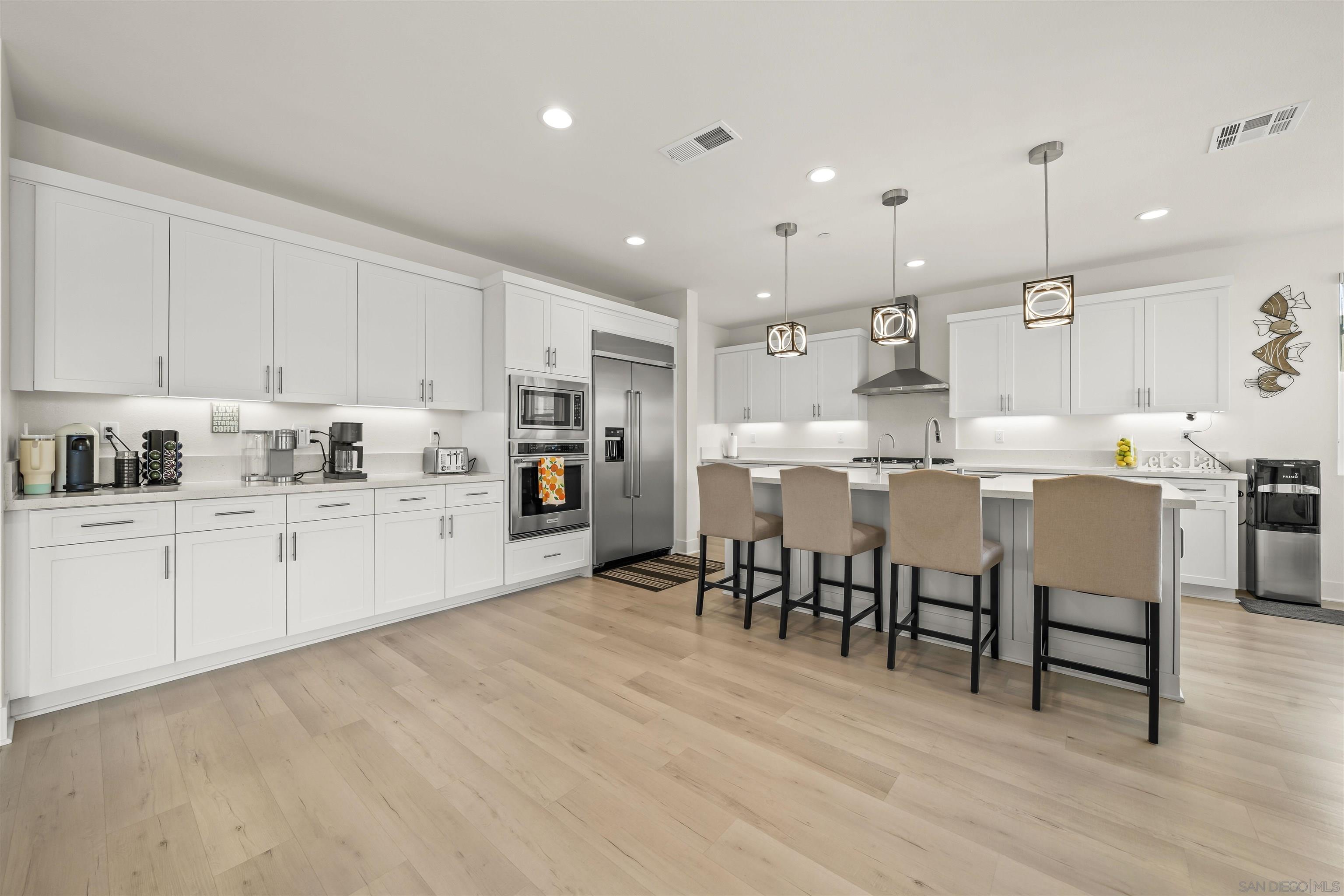 Detail Gallery Image 12 of 58 For 2183  Paseo Levanten, Chula Vista,  CA 91913 - 4 Beds | 3/1 Baths