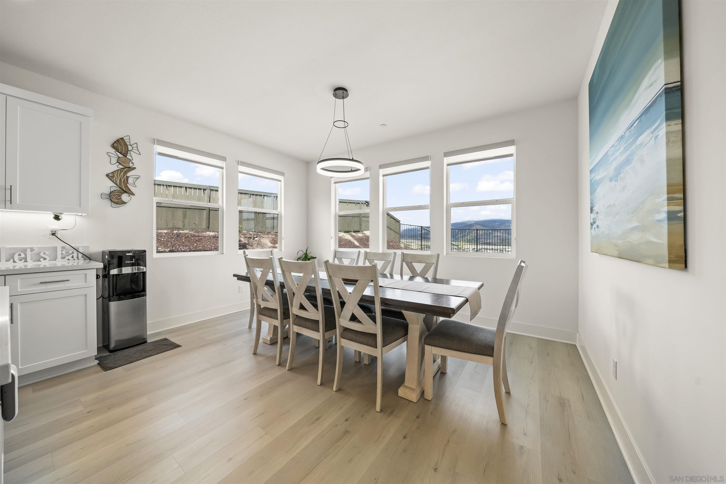 Detail Gallery Image 14 of 58 For 2183  Paseo Levanten, Chula Vista,  CA 91913 - 4 Beds | 3/1 Baths