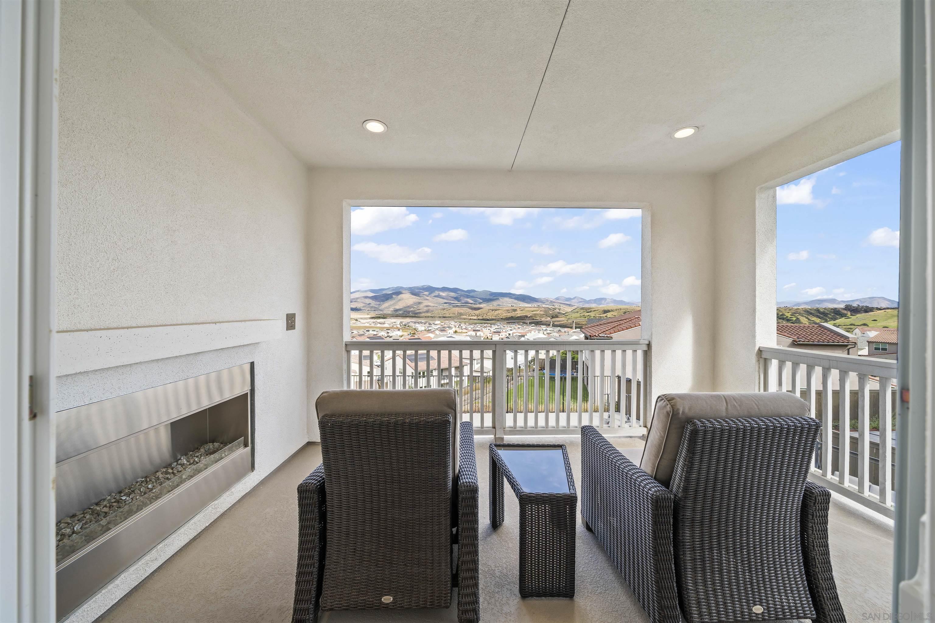 Detail Gallery Image 28 of 58 For 2183  Paseo Levanten, Chula Vista,  CA 91913 - 4 Beds | 3/1 Baths