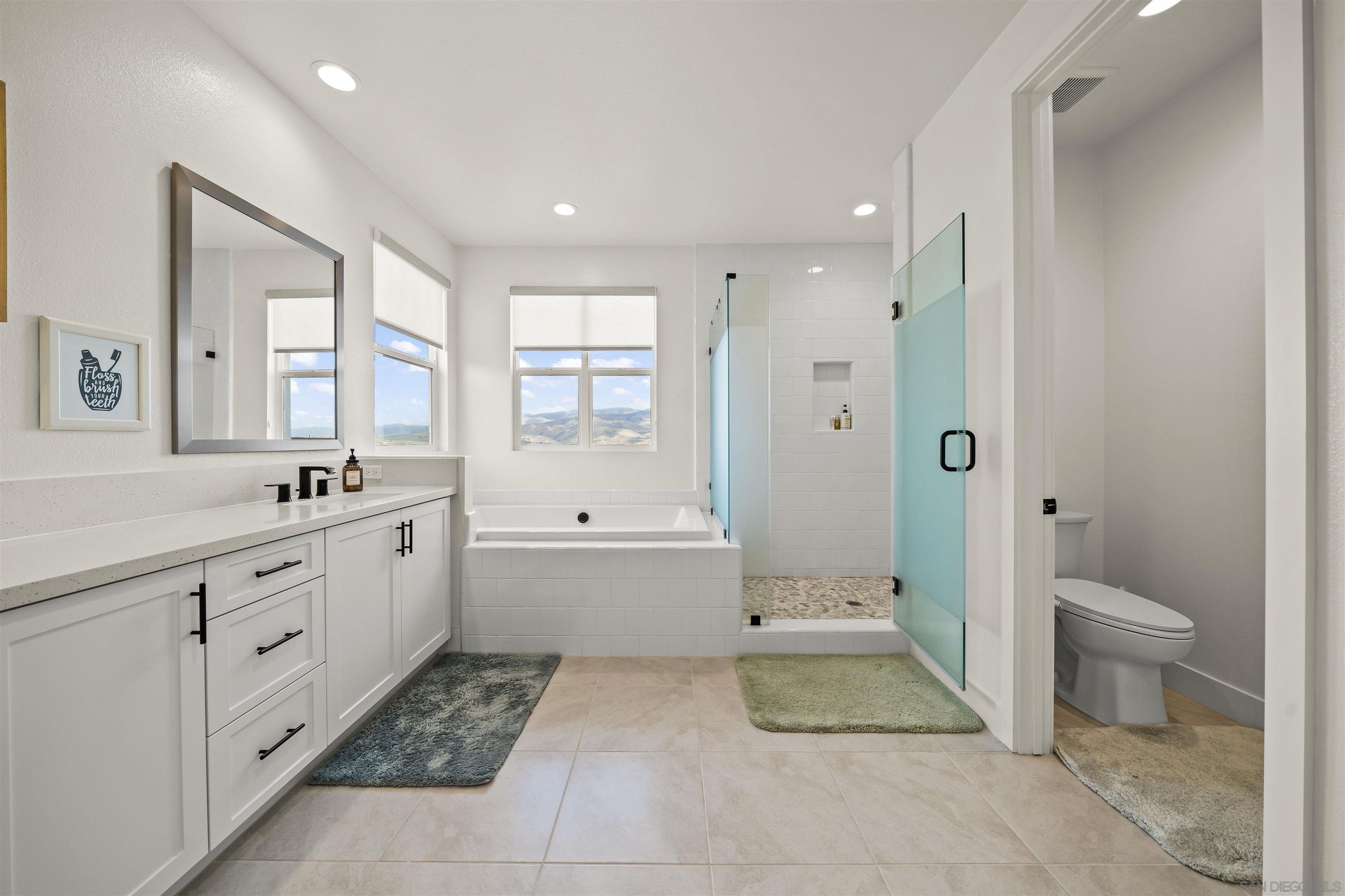 Detail Gallery Image 32 of 58 For 2183  Paseo Levanten, Chula Vista,  CA 91913 - 4 Beds | 3/1 Baths