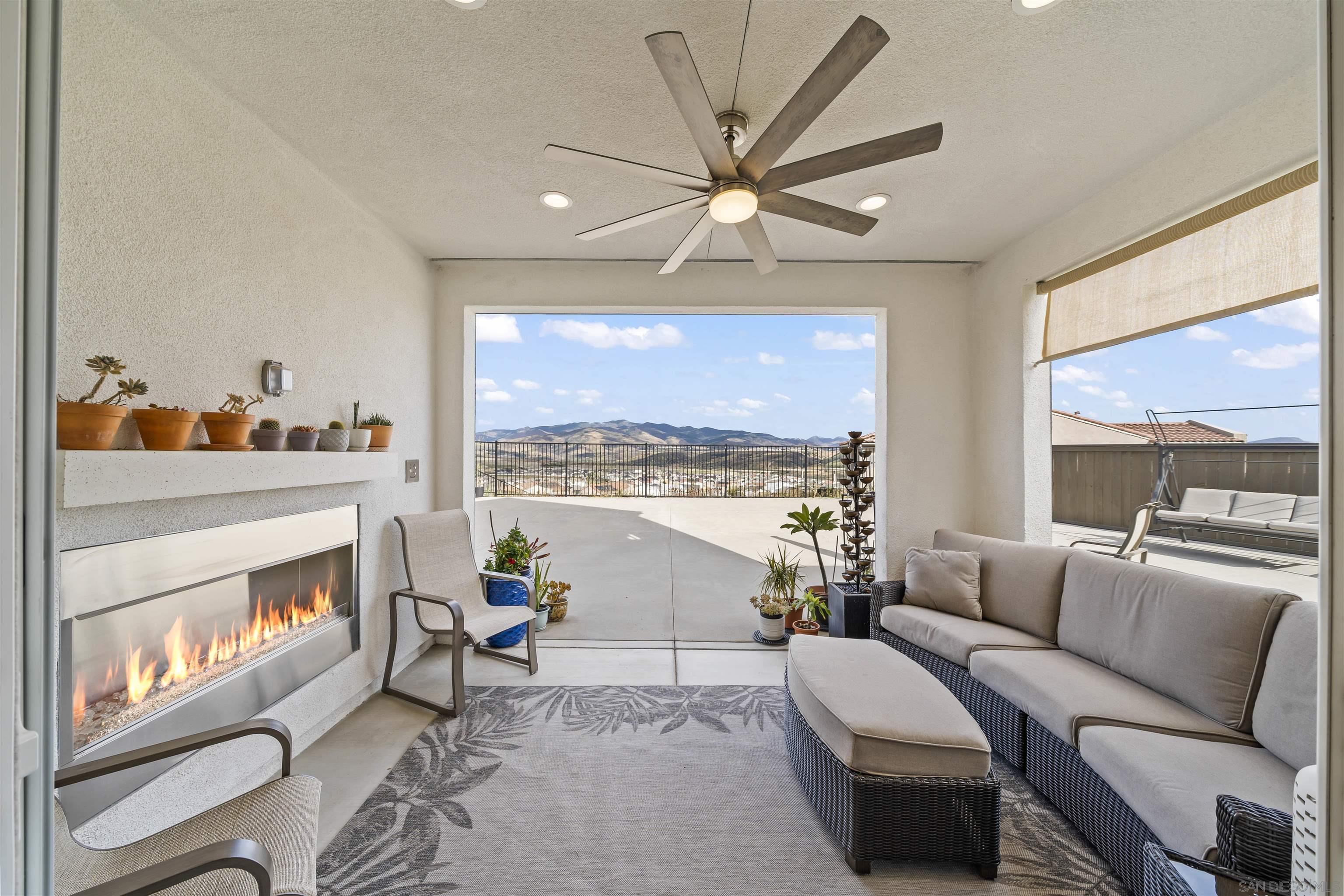 Detail Gallery Image 41 of 58 For 2183  Paseo Levanten, Chula Vista,  CA 91913 - 4 Beds | 3/1 Baths