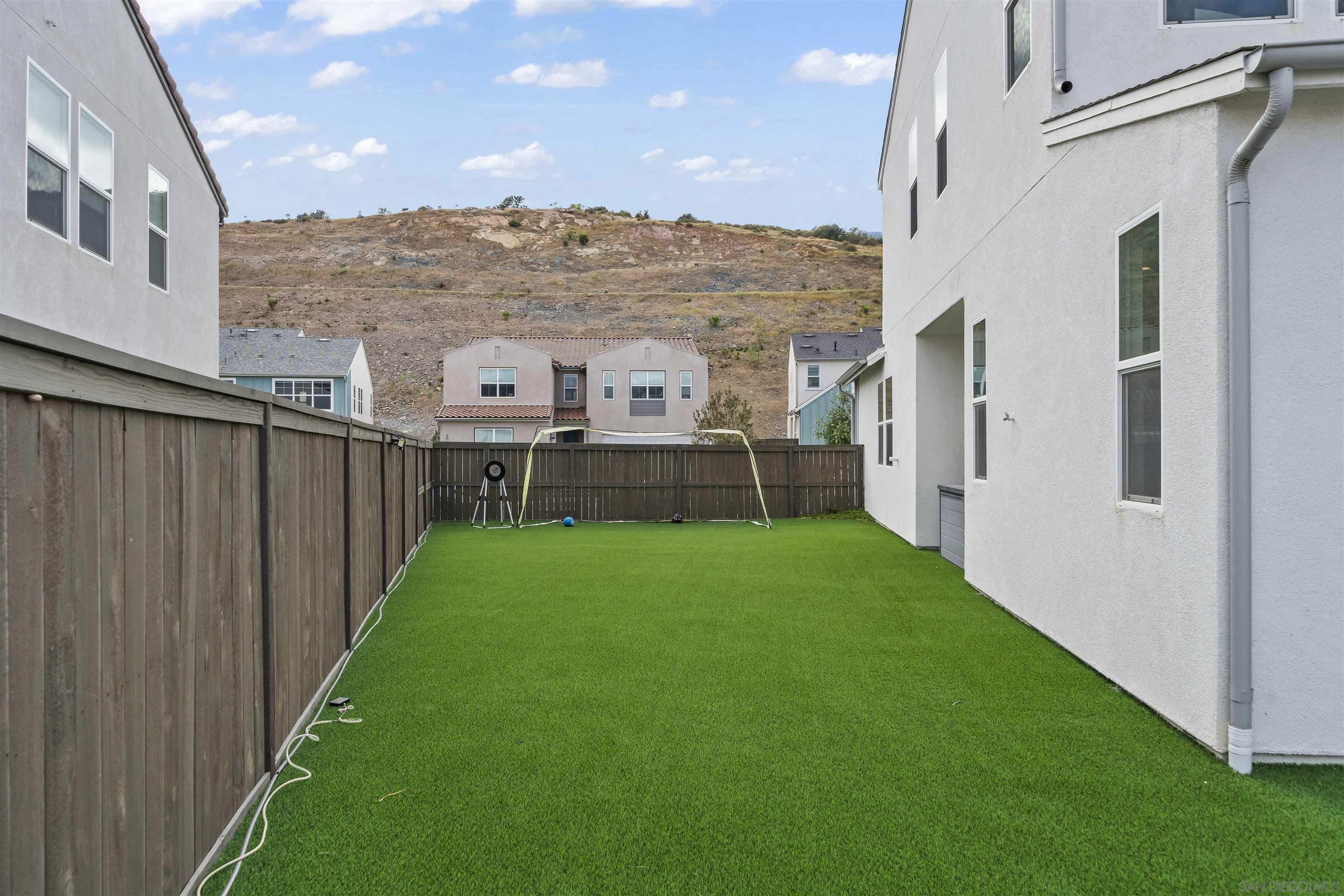 Detail Gallery Image 46 of 58 For 2183  Paseo Levanten, Chula Vista,  CA 91913 - 4 Beds | 3/1 Baths