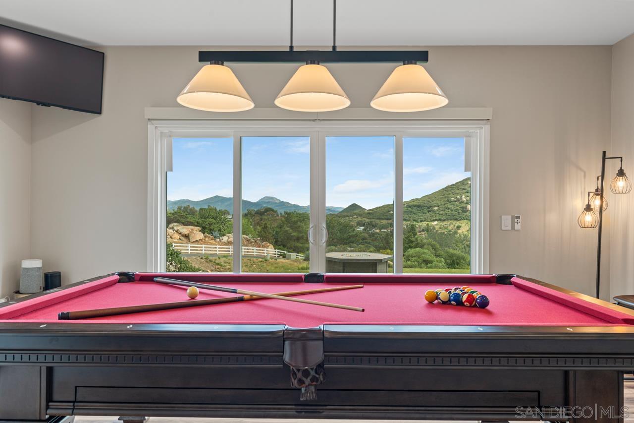 Detail Gallery Image 18 of 55 For 408  Alta Lane, El Cajon,  CA 92021 - 5 Beds | 4/1 Baths