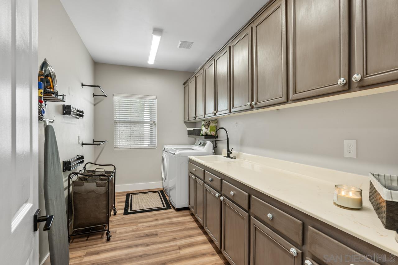 Detail Gallery Image 35 of 55 For 408  Alta Lane, El Cajon,  CA 92021 - 5 Beds | 4/1 Baths