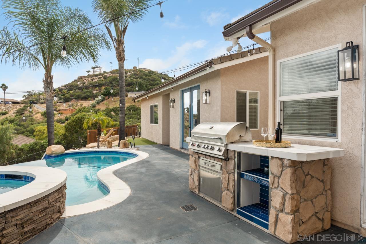 Detail Gallery Image 39 of 55 For 408  Alta Lane, El Cajon,  CA 92021 - 5 Beds | 4/1 Baths