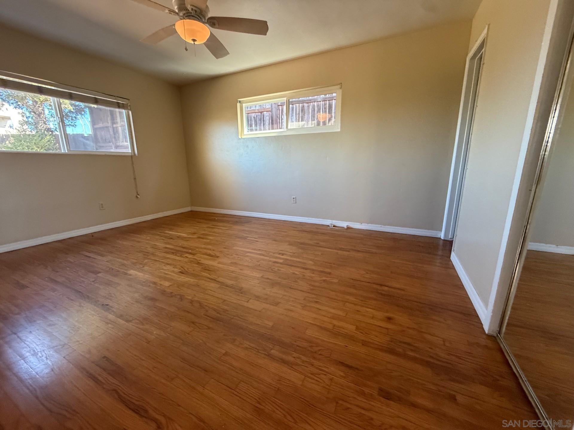 Detail Gallery Image 4 of 7 For 5438  Mary Lane, San Diego,  CA 92115 - 6 Beds | 4 Baths