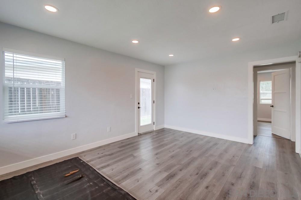 Detail Gallery Image 5 of 30 For 6375  Thorn St, San Diego,  CA 92115 - 2 Beds | 1 Baths