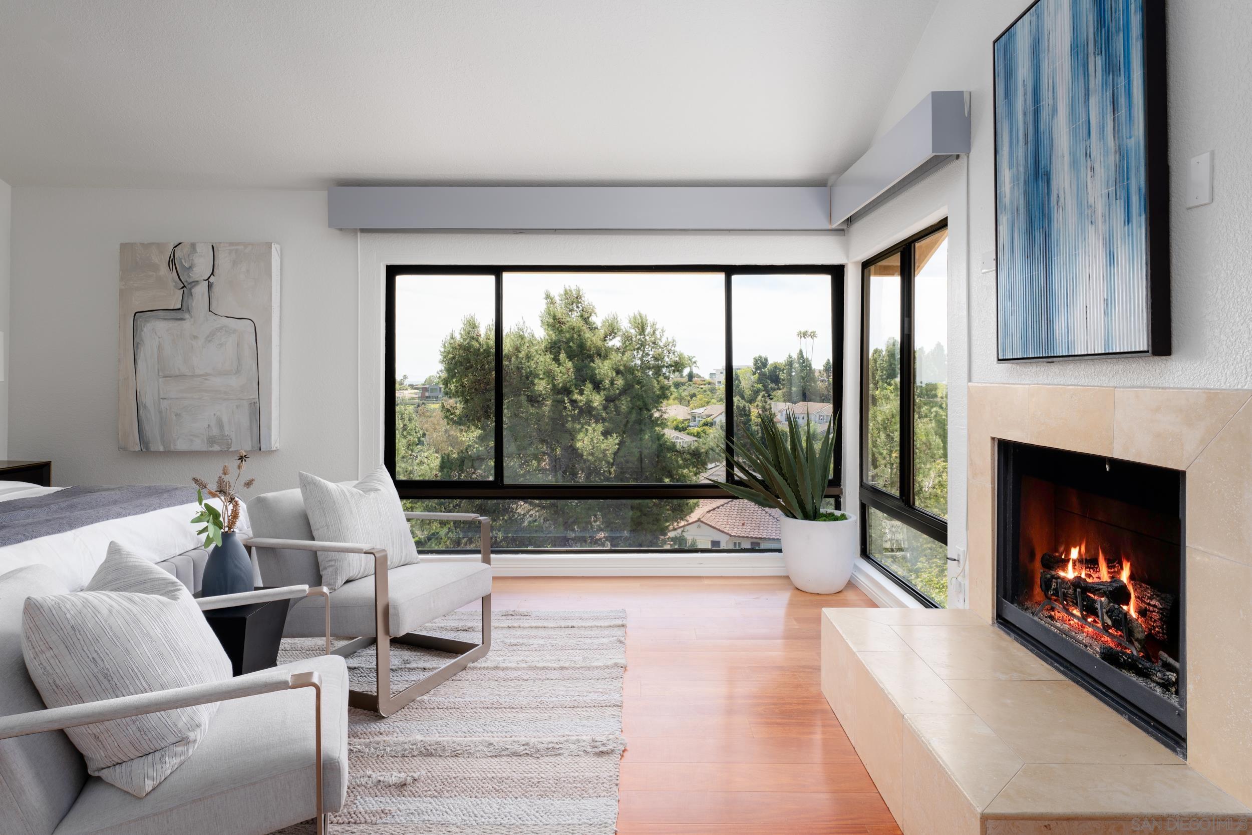 Detail Gallery Image 17 of 28 For 2575  Caminito Muirfield, La Jolla,  CA 92037 - 4 Beds | 3/1 Baths