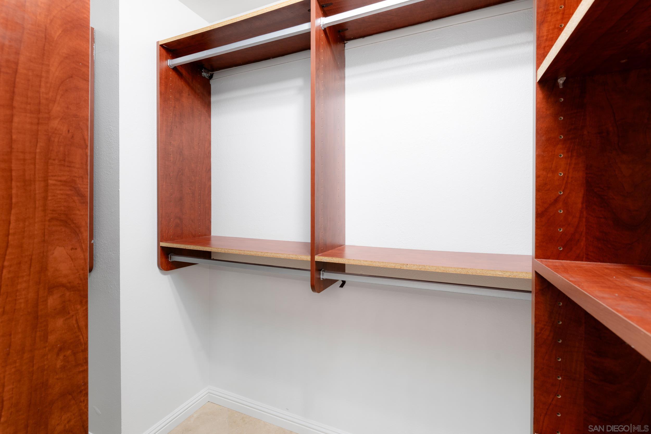 Detail Gallery Image 19 of 28 For 2575  Caminito Muirfield, La Jolla,  CA 92037 - 4 Beds | 3/1 Baths