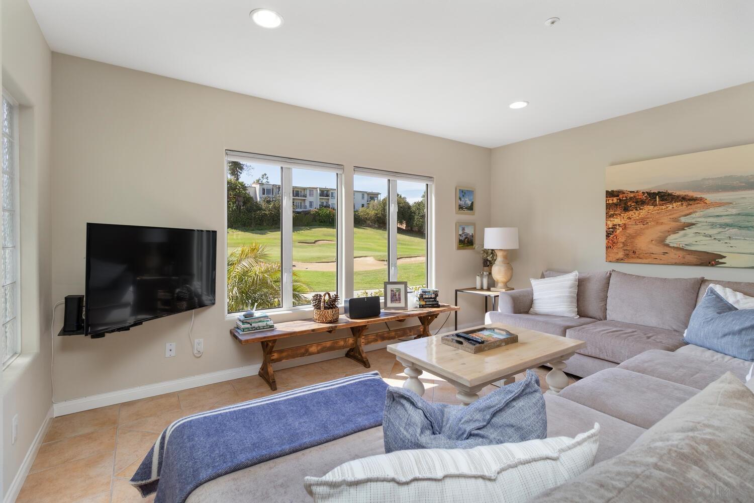 Front Image Thumbnail for SD260008003