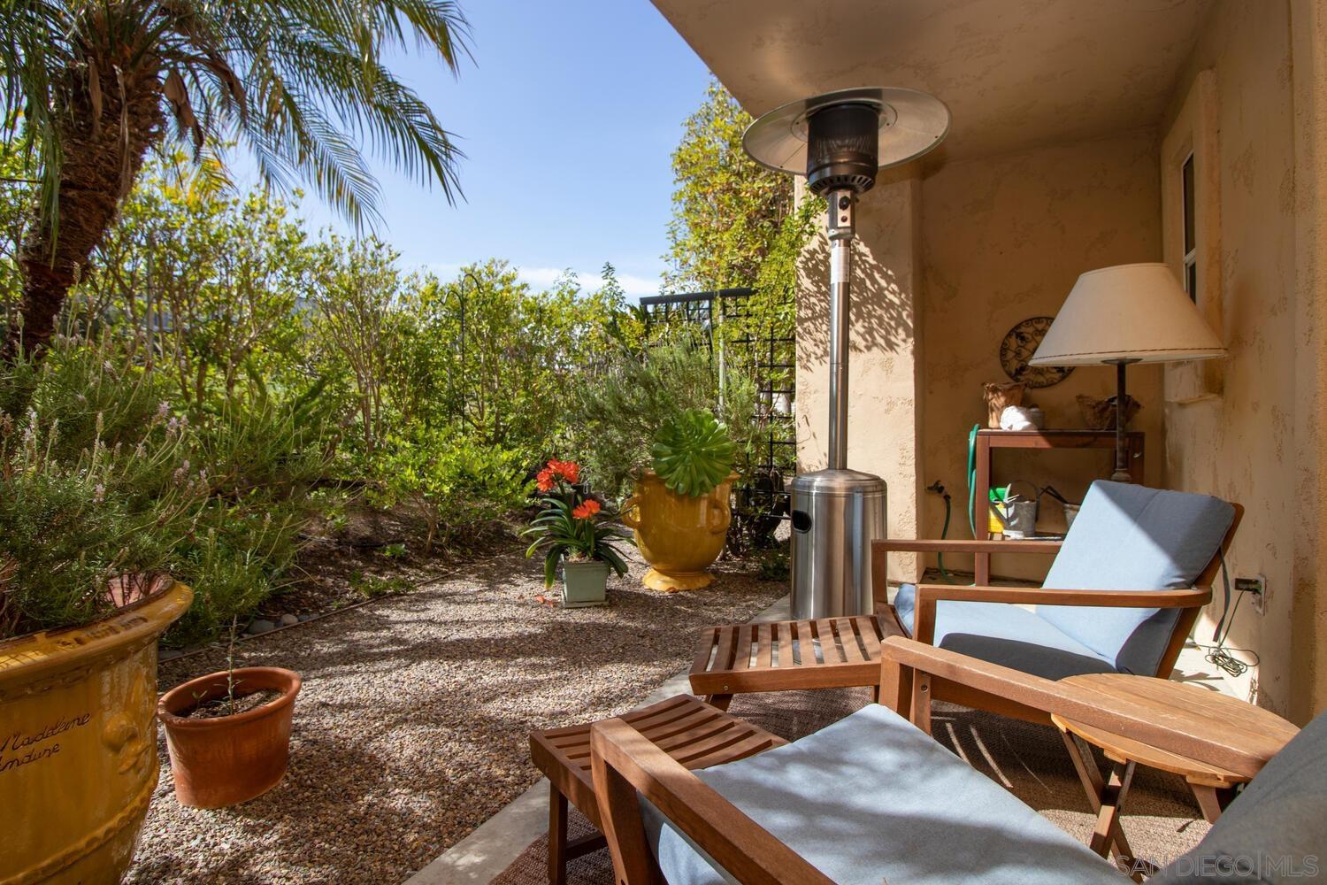 Detail Gallery Image 24 of 26 For 7517  Jerez  B, Carlsbad,  CA 92009 - 3 Beds | 3/1 Baths