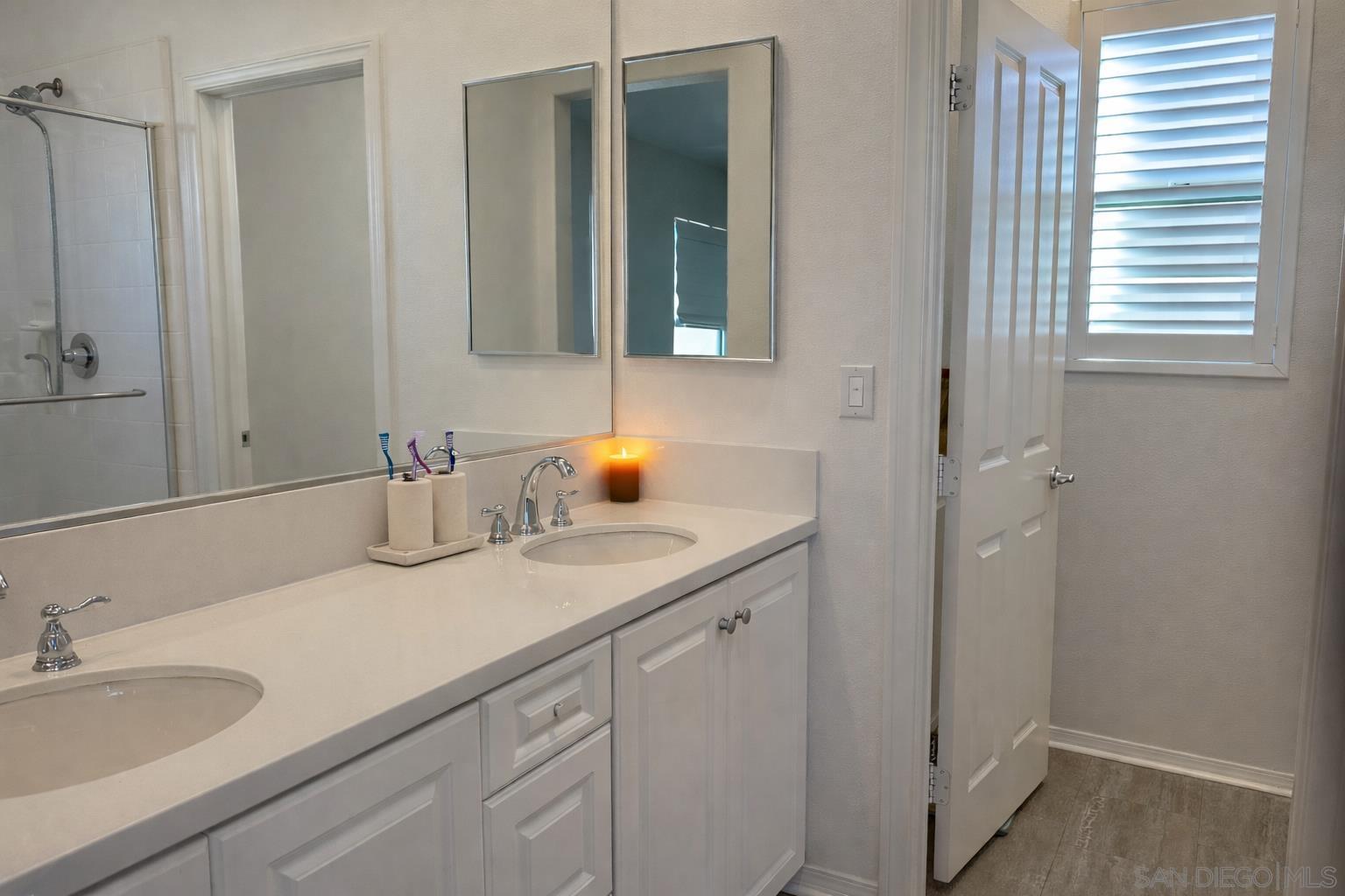 Detail Gallery Image 14 of 30 For 1132  Cherry Tree Lane, Vista,  CA 92084 - 4 Beds | 2/1 Baths