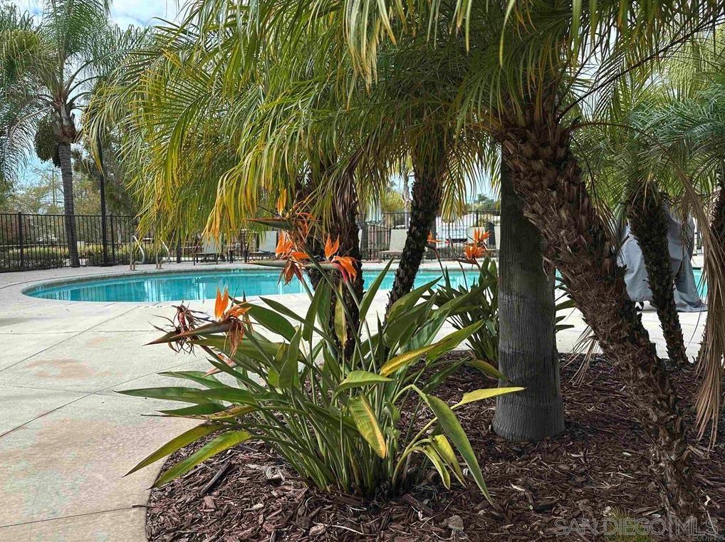 Detail Gallery Image 25 of 30 For 1132  Cherry Tree Lane, Vista,  CA 92084 - 4 Beds | 2/1 Baths