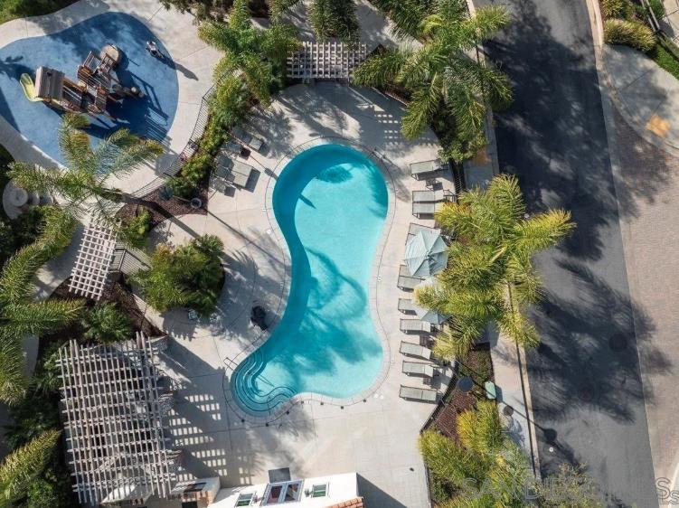 Detail Gallery Image 26 of 30 For 1132  Cherry Tree Lane, Vista,  CA 92084 - 4 Beds | 2/1 Baths