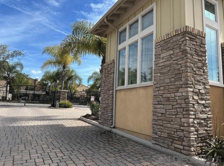 Detail Gallery Image 28 of 30 For 1132  Cherry Tree Lane, Vista,  CA 92084 - 4 Beds | 2/1 Baths