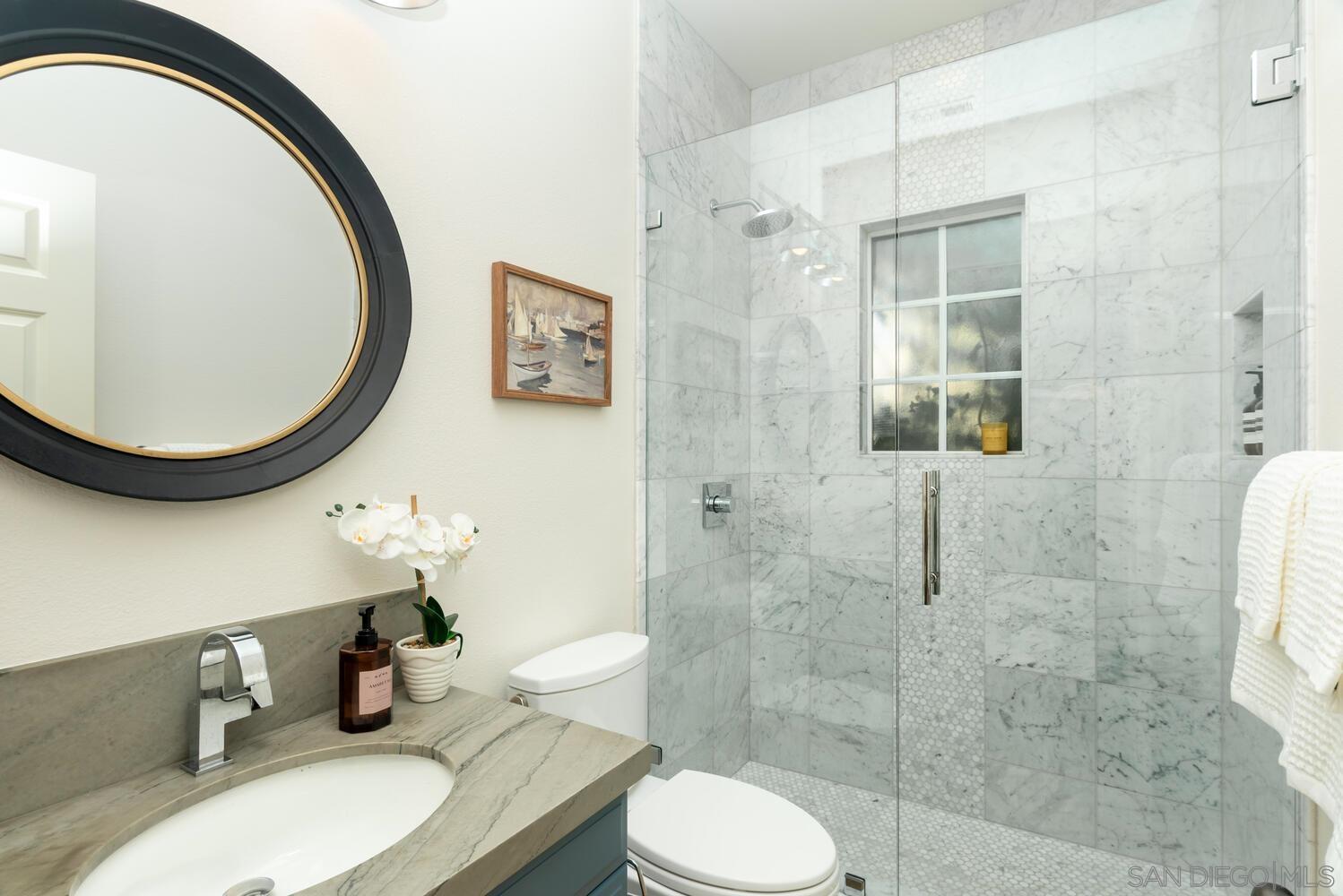 Detail Gallery Image 13 of 27 For 409 N Cedros Ave, Solana Beach,  CA 92075 - 4 Beds | 4 Baths