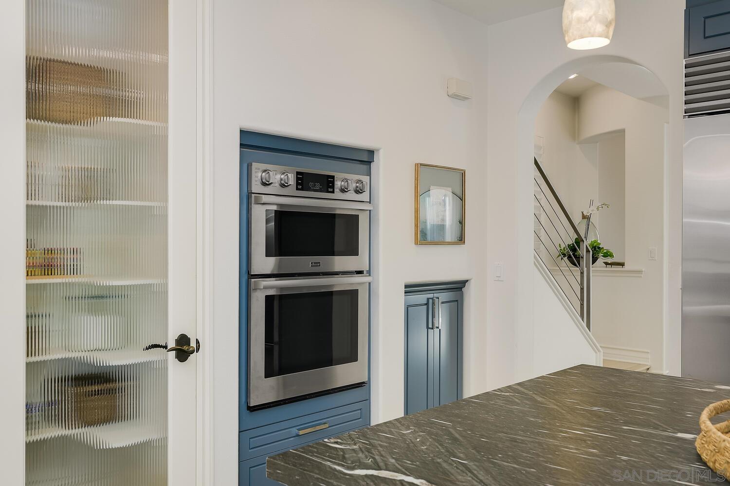 Detail Gallery Image 7 of 27 For 409 N Cedros Ave, Solana Beach,  CA 92075 - 4 Beds | 4 Baths