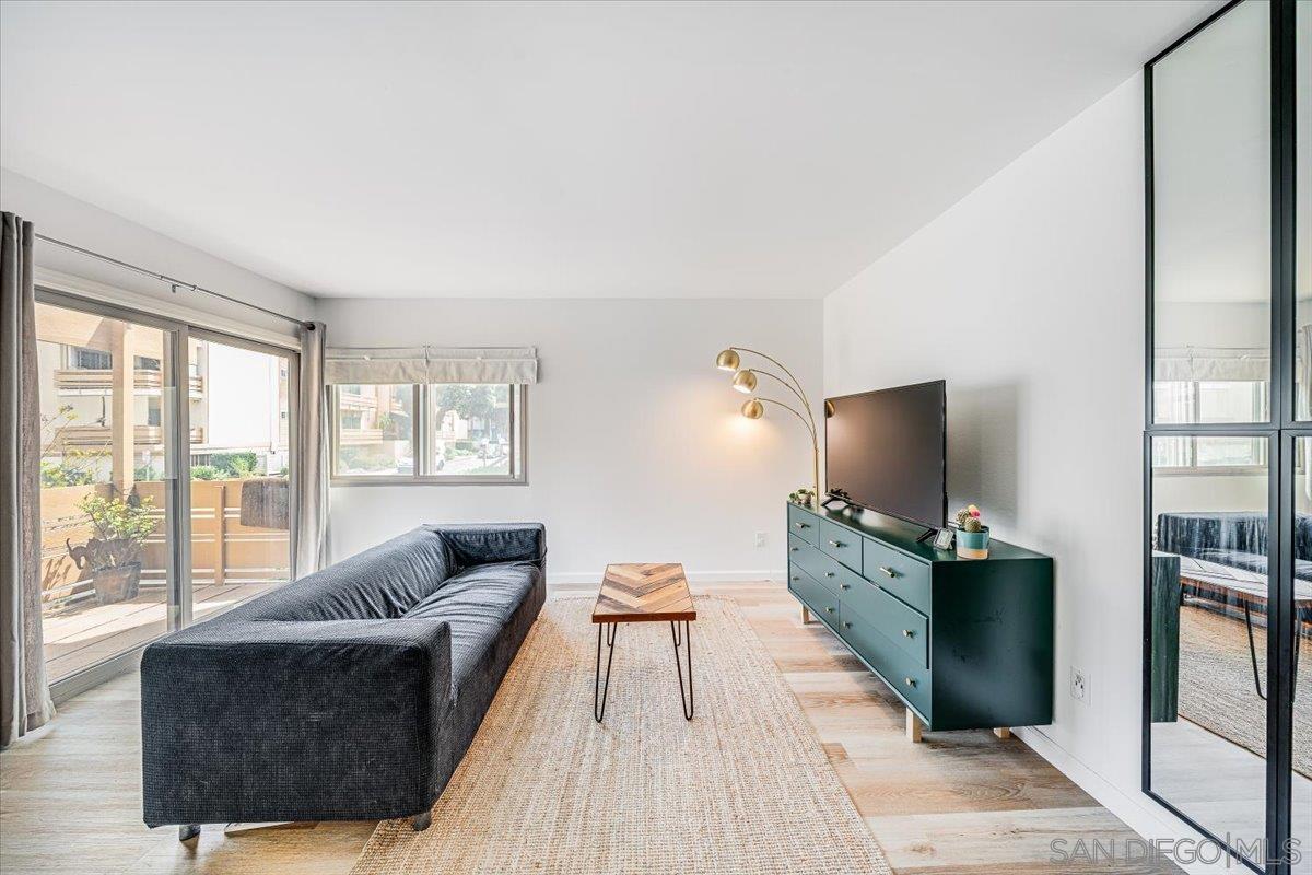 Detail Gallery Image 2 of 38 For 2624  Worden Street  #179,  San Diego,  CA 92110 - 2 Beds | 1/1 Baths