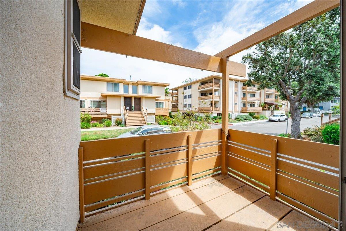 Detail Gallery Image 4 of 38 For 2624  Worden Street  #179,  San Diego,  CA 92110 - 2 Beds | 1/1 Baths