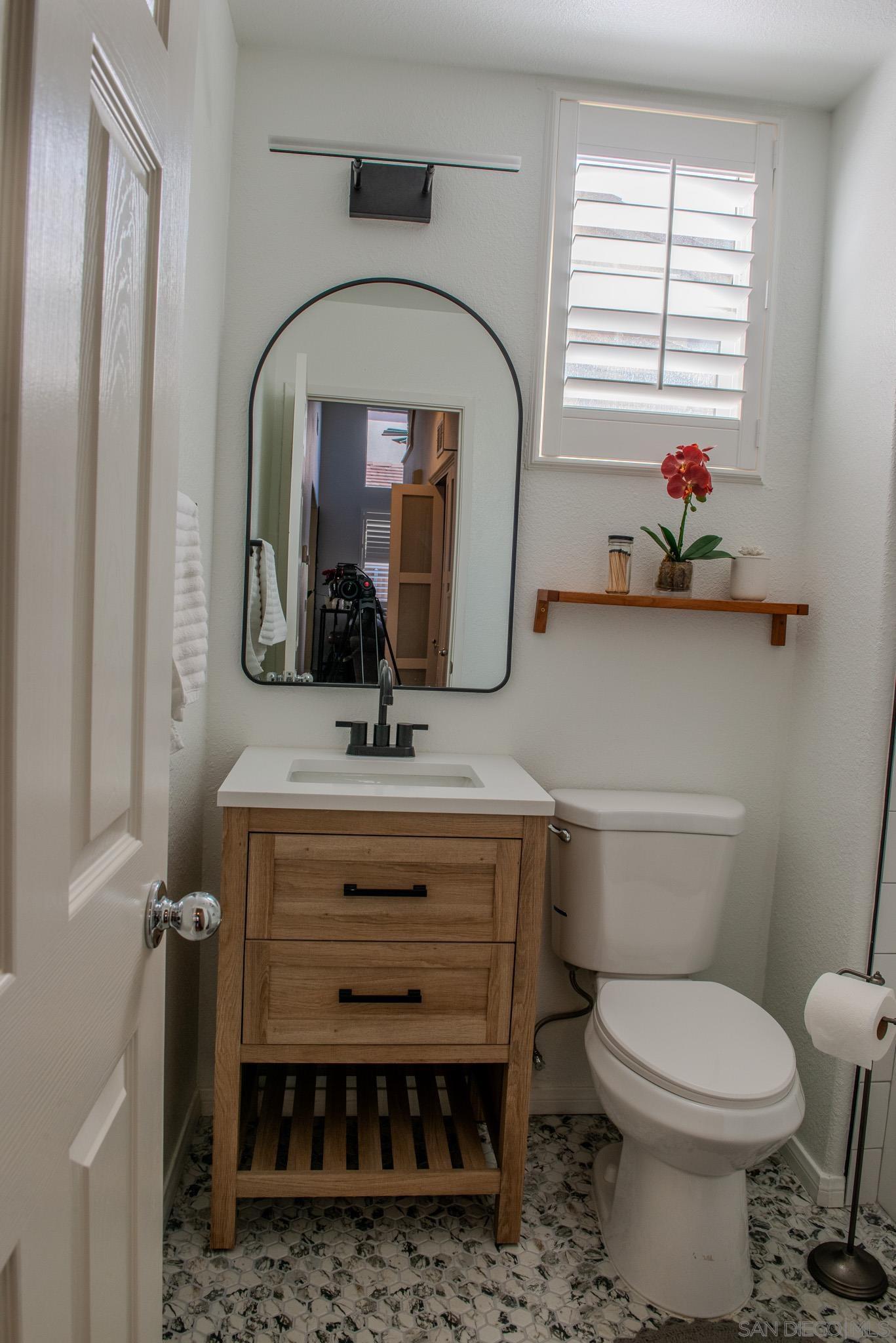 Detail Gallery Image 19 of 48 For 1129  Quinto Creek Pl, Chula Vista,  CA 91913 - 4 Beds | 3/1 Baths