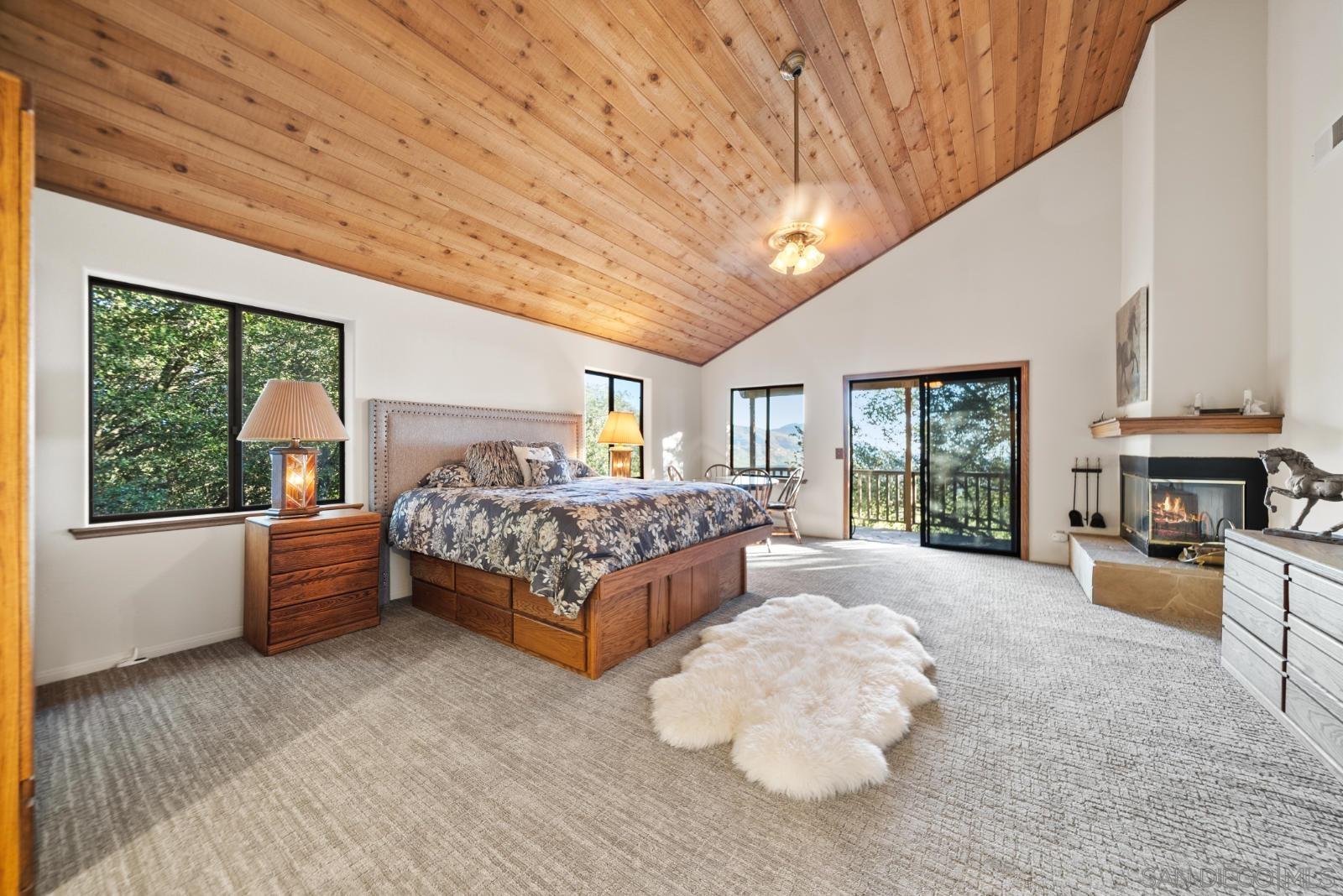 Front Image Thumbnail for SD260008020