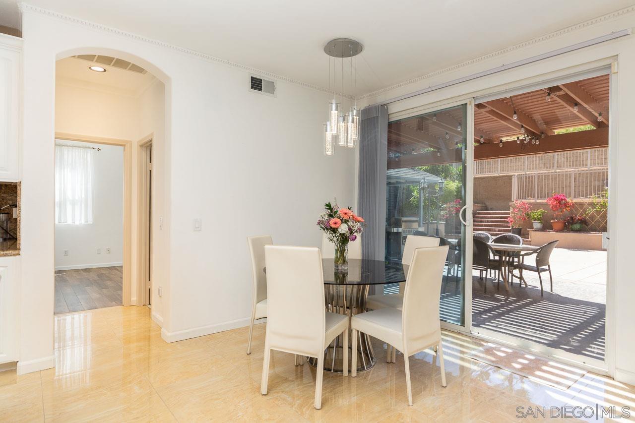 Detail Gallery Image 12 of 44 For 1175  Santa Olivia, Chula Vista,  CA 91913 - 5 Beds | 3 Baths