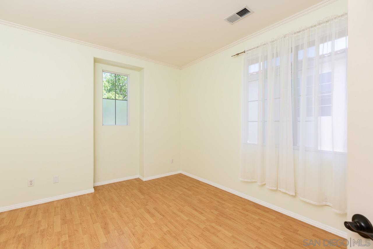 Detail Gallery Image 28 of 44 For 1175  Santa Olivia, Chula Vista,  CA 91913 - 5 Beds | 3 Baths