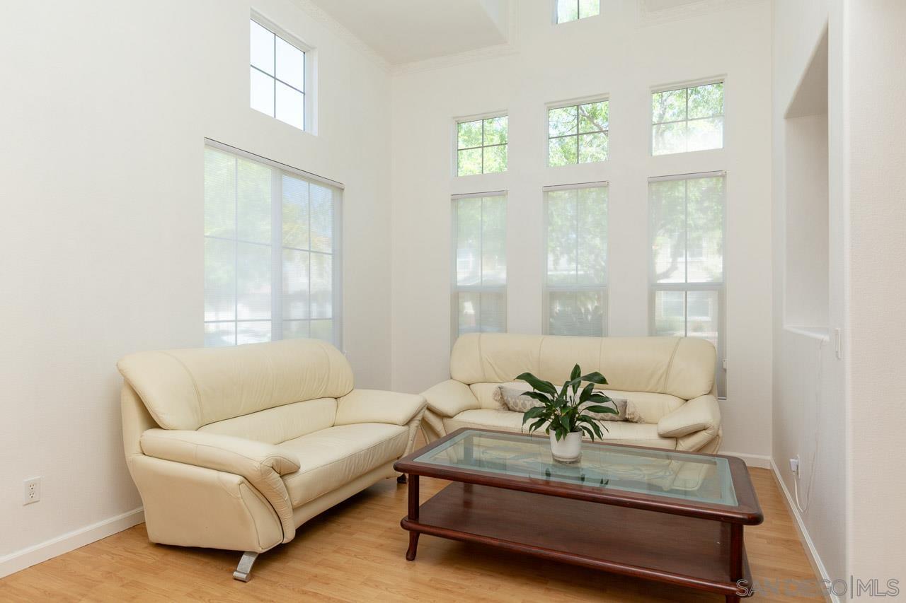 Detail Gallery Image 6 of 44 For 1175  Santa Olivia, Chula Vista,  CA 91913 - 5 Beds | 3 Baths