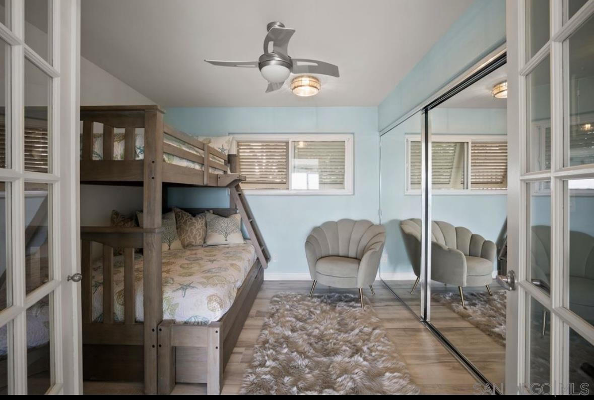 Detail Gallery Image 13 of 17 For 3999  Crown Point Dr  #29,  San Diego,  CA 92109 - 2 Beds | 2 Baths