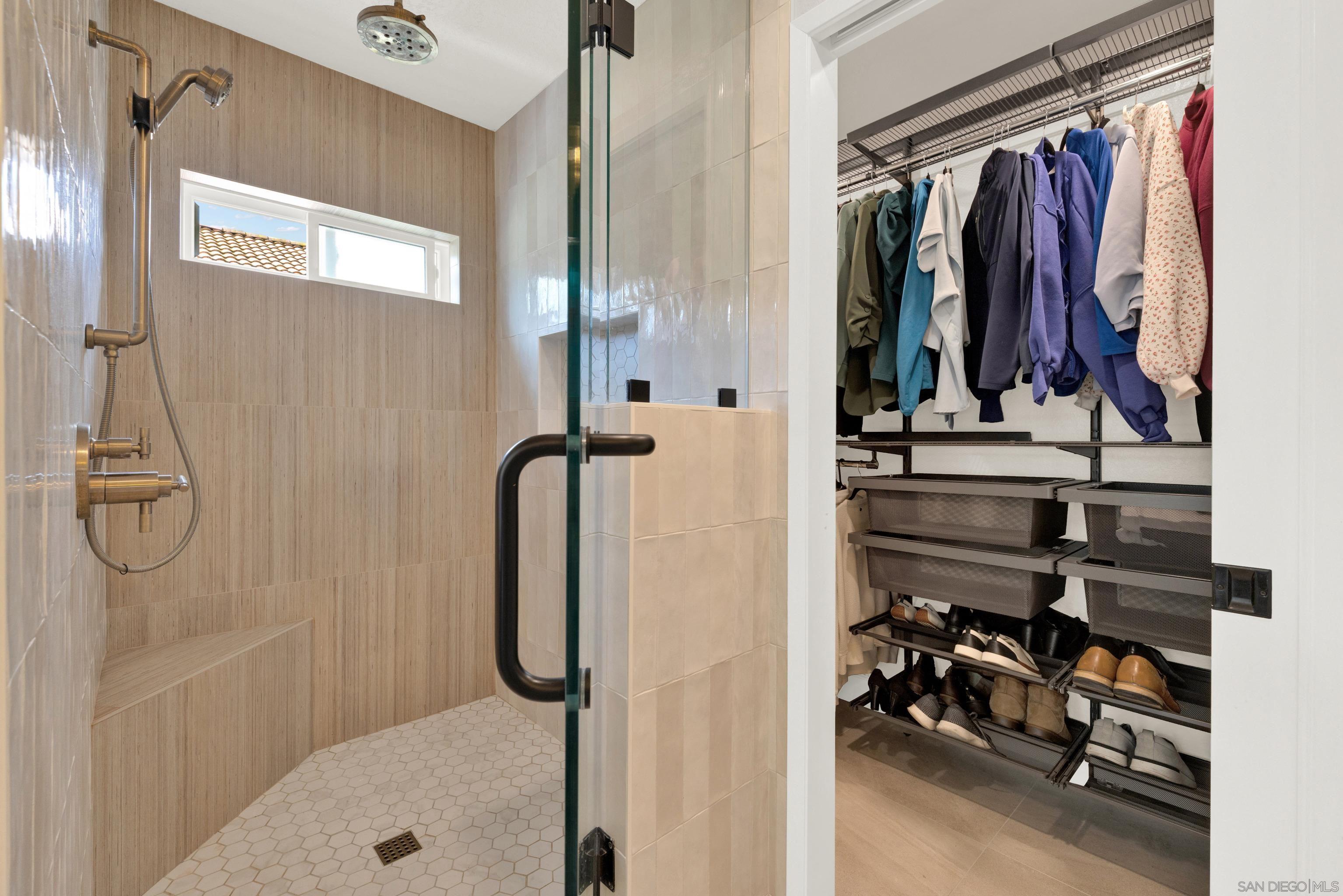 Detail Gallery Image 36 of 70 For 10961  Avenida De Los Lobos, San Diego,  CA 92127 - 4 Beds | 2/1 Baths