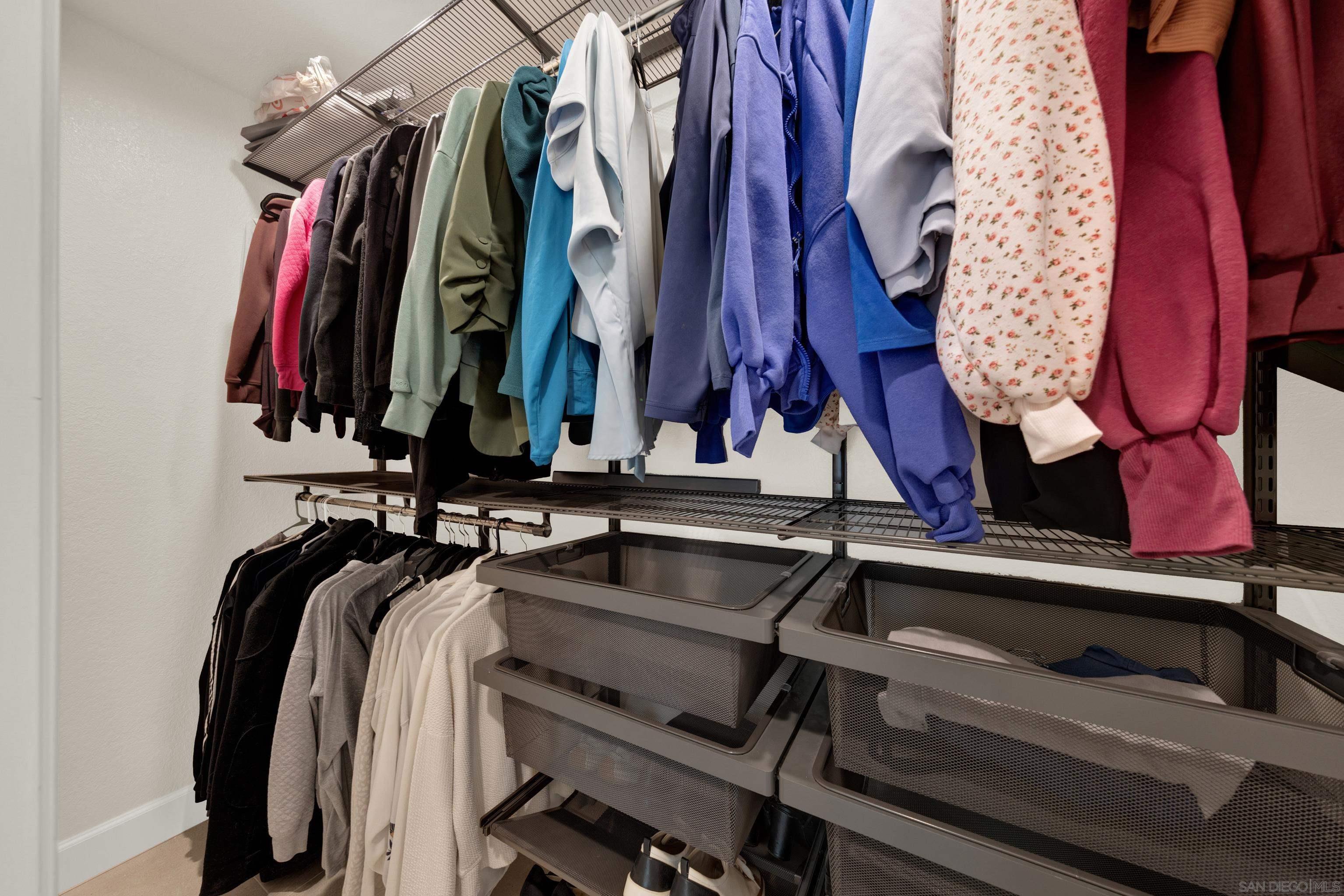 Detail Gallery Image 37 of 70 For 10961  Avenida De Los Lobos, San Diego,  CA 92127 - 4 Beds | 2/1 Baths