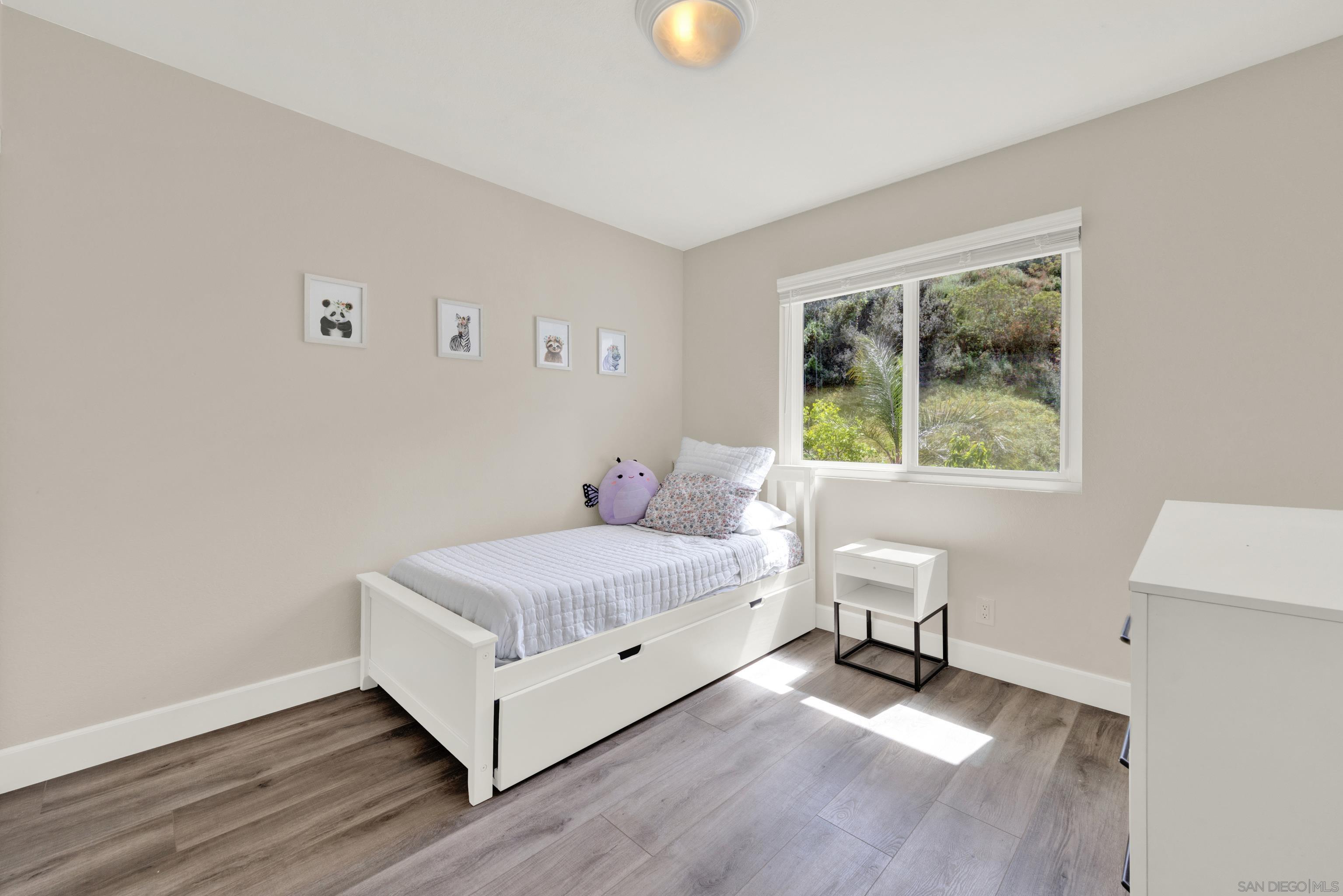 Detail Gallery Image 43 of 70 For 10961  Avenida De Los Lobos, San Diego,  CA 92127 - 4 Beds | 2/1 Baths