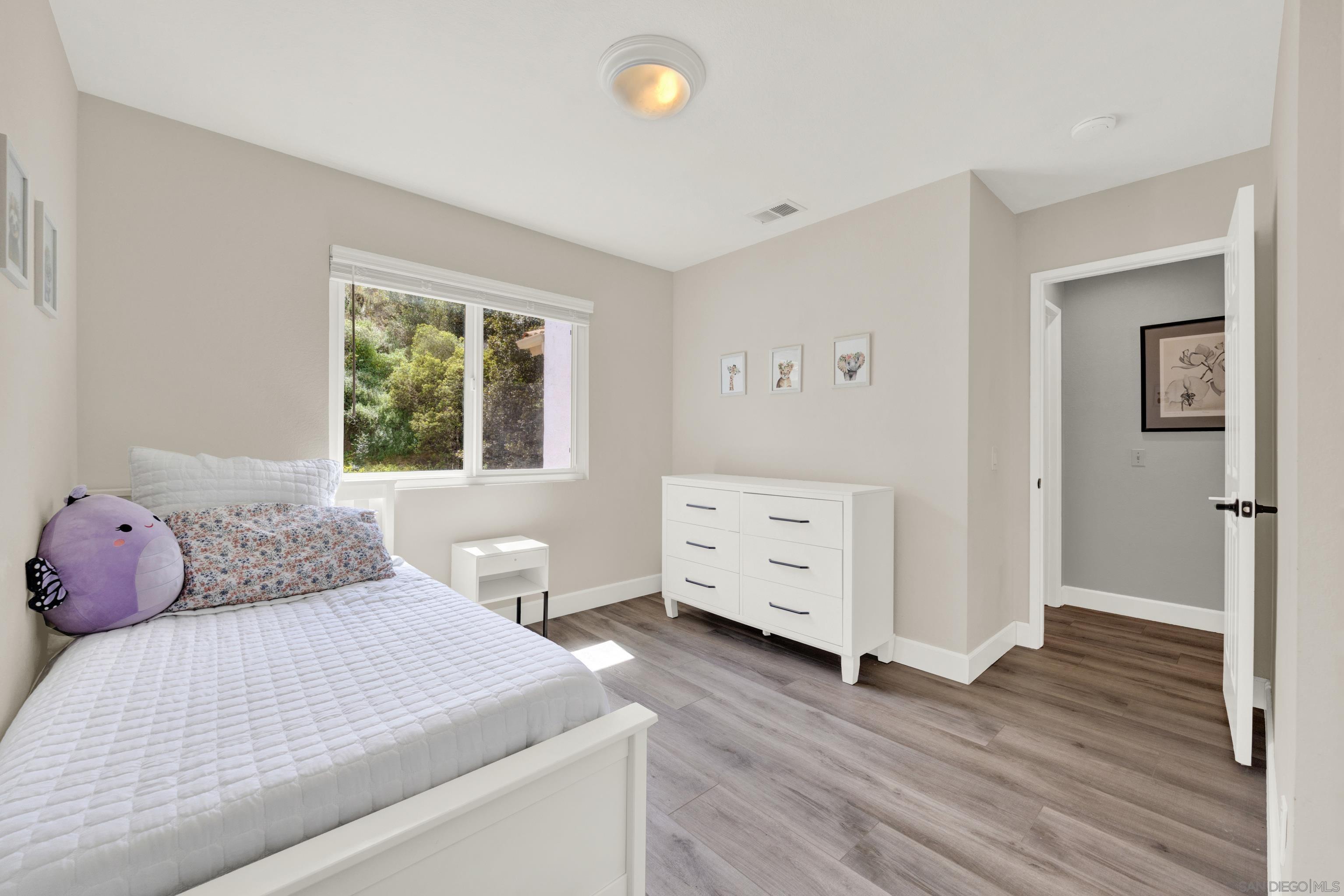 Detail Gallery Image 45 of 70 For 10961  Avenida De Los Lobos, San Diego,  CA 92127 - 4 Beds | 2/1 Baths