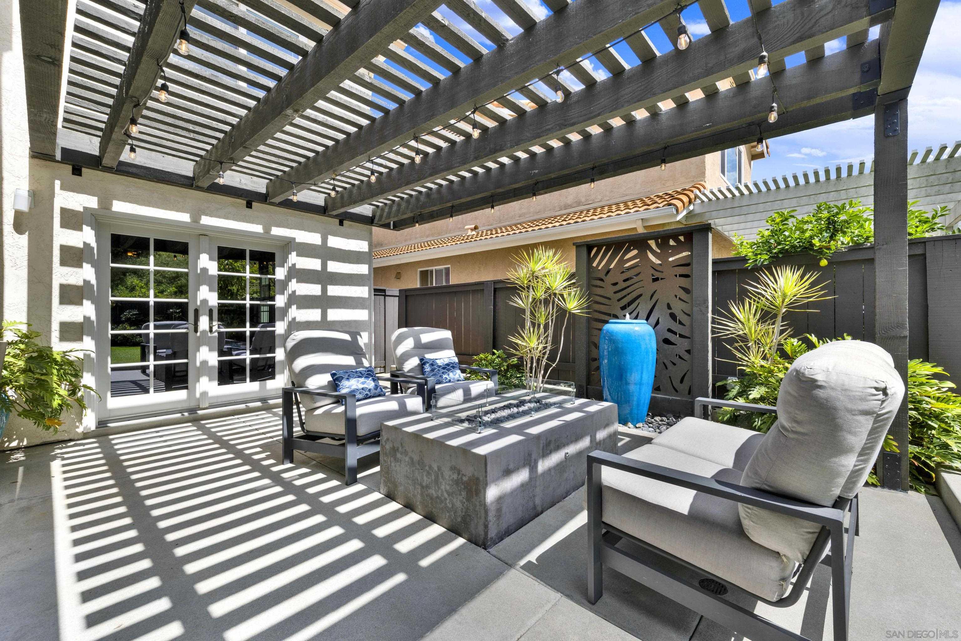 Detail Gallery Image 54 of 70 For 10961  Avenida De Los Lobos, San Diego,  CA 92127 - 4 Beds | 2/1 Baths